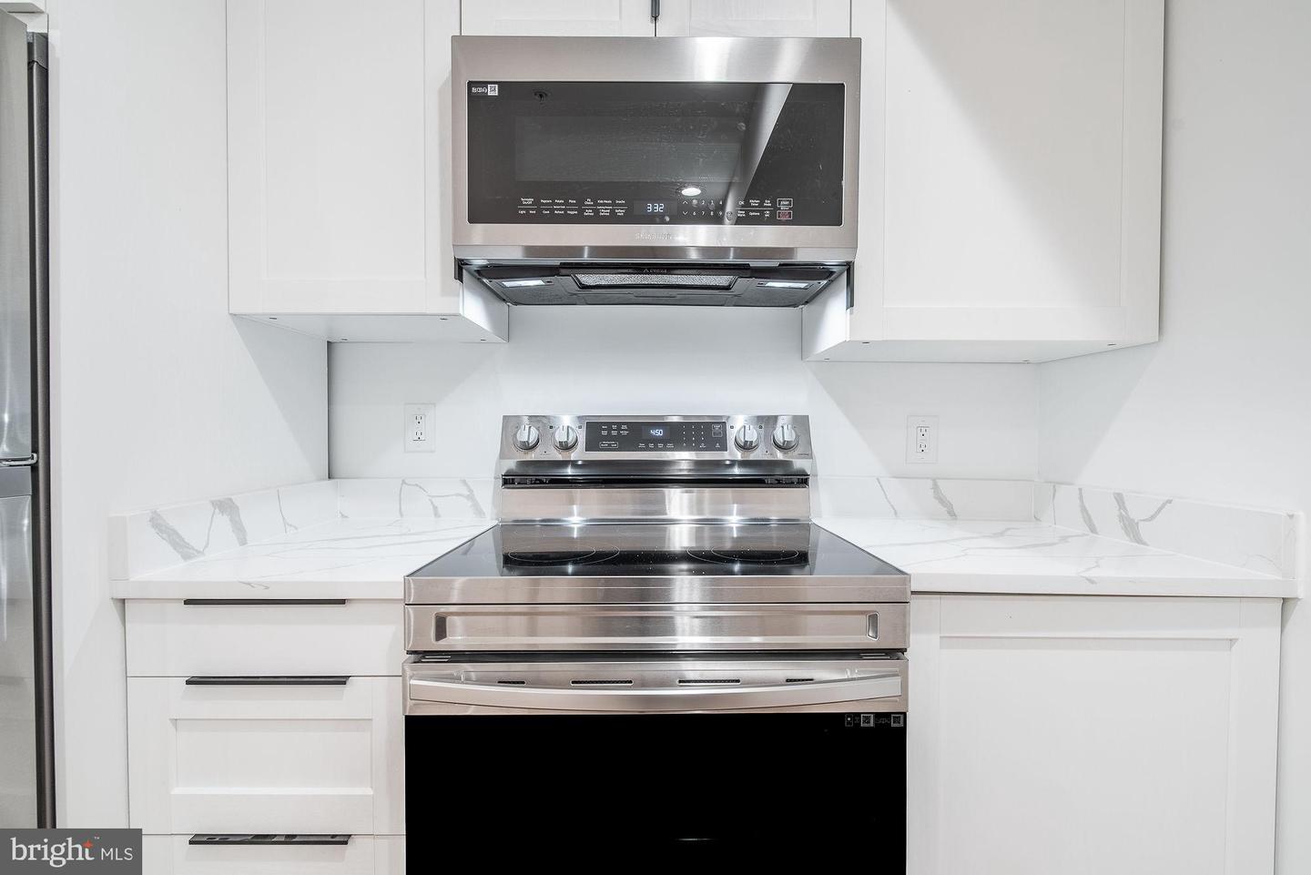 36 CHANNING ST NW #A, WASHINGTON, District Of Columbia 20001, 3 Bedrooms Bedrooms, 5 Rooms Rooms,2 BathroomsBathrooms,Residential,For sale,36 CHANNING ST NW #A,DCDC2228444 MLS # DCDC2228444