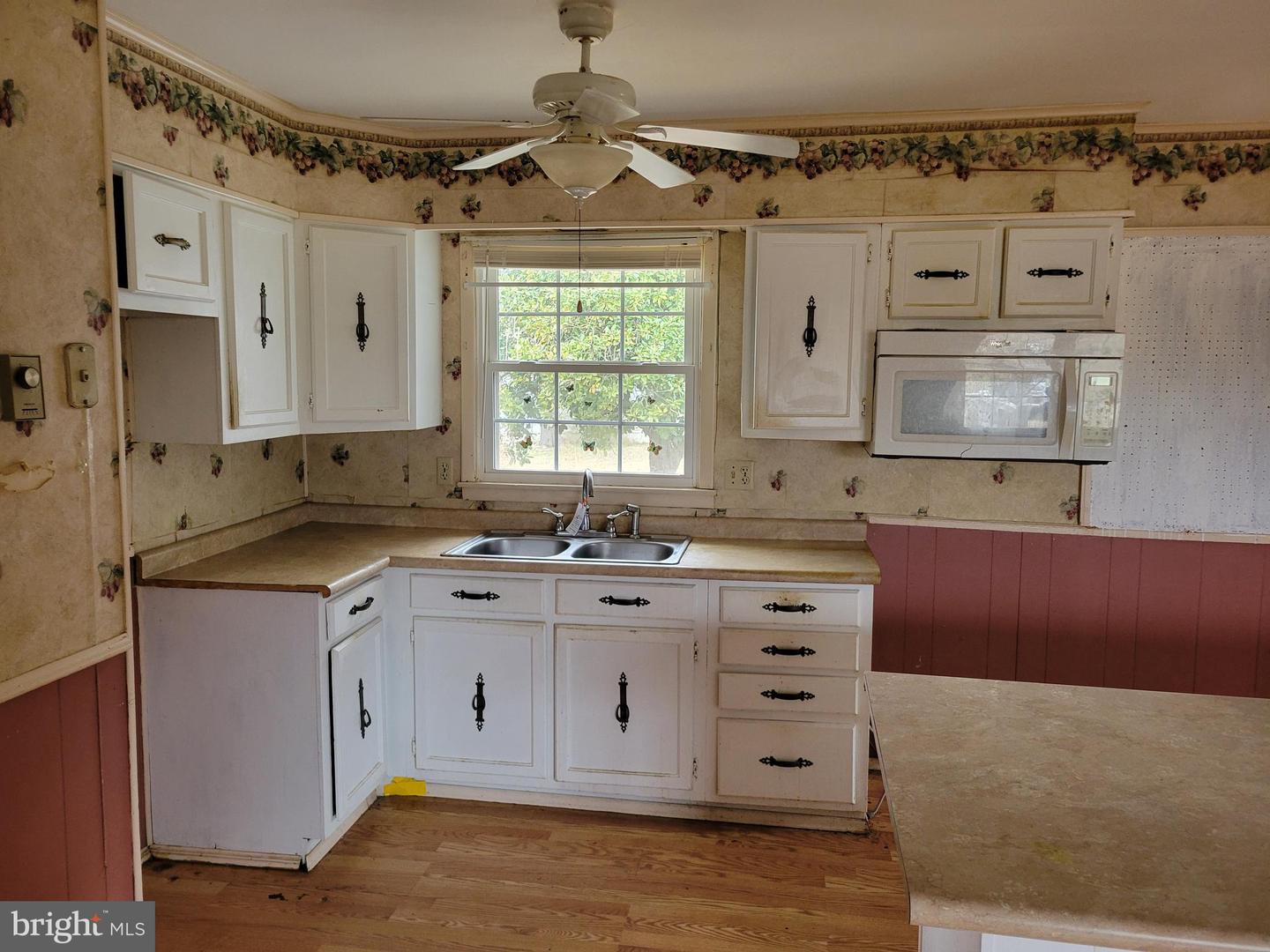 726 COURTHOUSE DR, SALUDA, Virginia 23149, 3 Bedrooms Bedrooms, 6 Rooms Rooms,1 BathroomBathrooms,Residential,For sale,726 COURTHOUSE DR,VAMX2000198 MLS # VAMX2000198 726 COURTHOUSE DR, SALUDA, Virginia 23149, 3 Bedrooms Bedrooms, 6 Rooms Rooms,1 BathroomBathrooms,Residential,For sale,726 COURTHOUSE DR,VAMX2000198 MLS # VAMX2000198