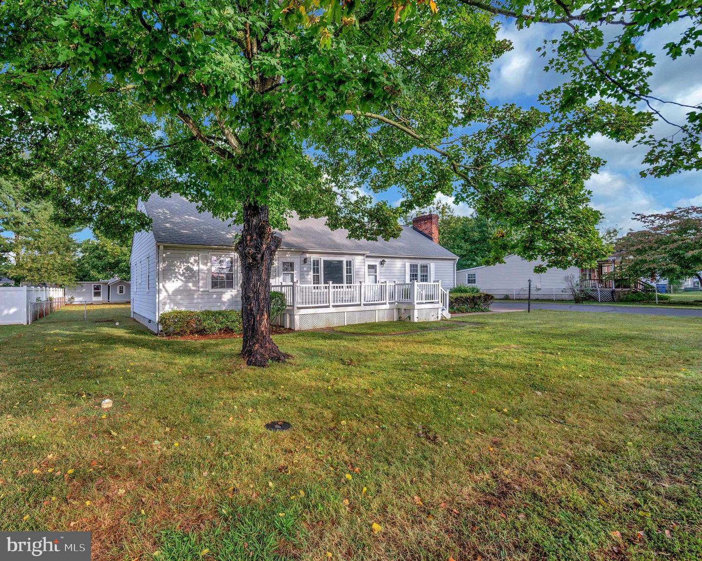 205 HAMILTON ST, FREDERICKSBURG, Virginia 22408, 3 Bedrooms Bedrooms, ,1 BathroomBathrooms,Residential,For sale,205 HAMILTON ST,VASP2035446 MLS # VASP2035446 205 HAMILTON ST, FREDERICKSBURG, Virginia 22408, 3 Bedrooms Bedrooms, ,1 BathroomBathrooms,Residential,For sale,205 HAMILTON ST,VASP2035446 MLS # VASP2035446