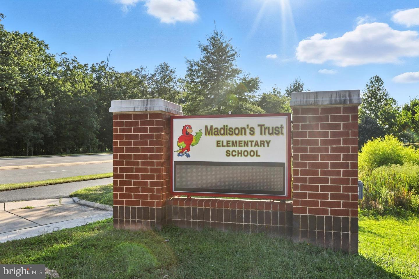 42048 CREIGHTON RD, ASHBURN, Virginia 20148, 5 Bedrooms Bedrooms, ,3 BathroomsBathrooms,Residential,For sale,42048 CREIGHTON RD,VALO2104566 MLS # VALO2104566 42048 CREIGHTON RD, ASHBURN, Virginia 20148, 5 Bedrooms Bedrooms, ,3 BathroomsBathrooms,Residential,For sale,42048 CREIGHTON RD,VALO2104566 MLS # VALO2104566