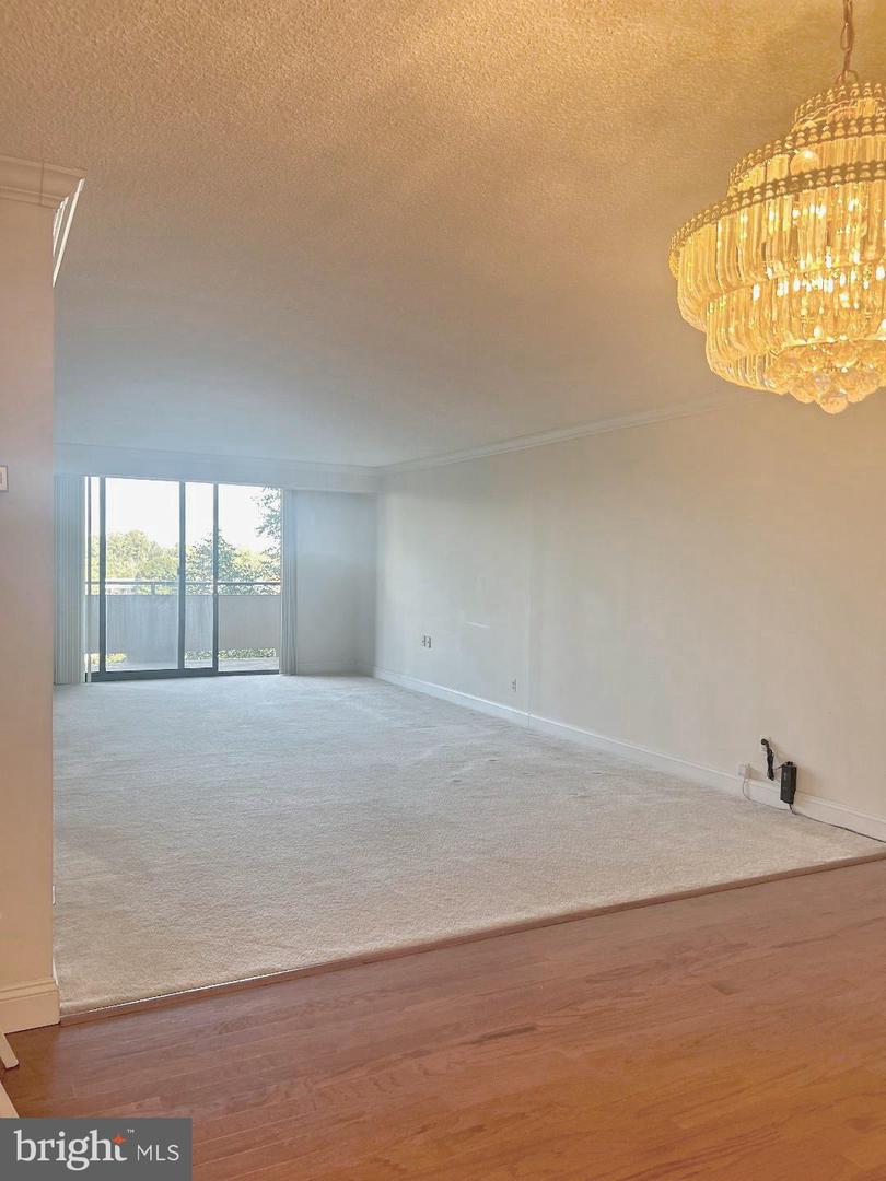 1800 OLD MEADOW RD #412, MCLEAN, Virginia 22102, 1 Bedroom Bedrooms, 2 Rooms Rooms,1 BathroomBathrooms,Residential,For sale,1800 OLD MEADOW RD #412,VAFX2262372 MLS # VAFX2262372 1800 OLD MEADOW RD #412, MCLEAN, Virginia 22102, 1 Bedroom Bedrooms, 2 Rooms Rooms,1 BathroomBathrooms,Residential,For sale,1800 OLD MEADOW RD #412,VAFX2262372 MLS # VAFX2262372
