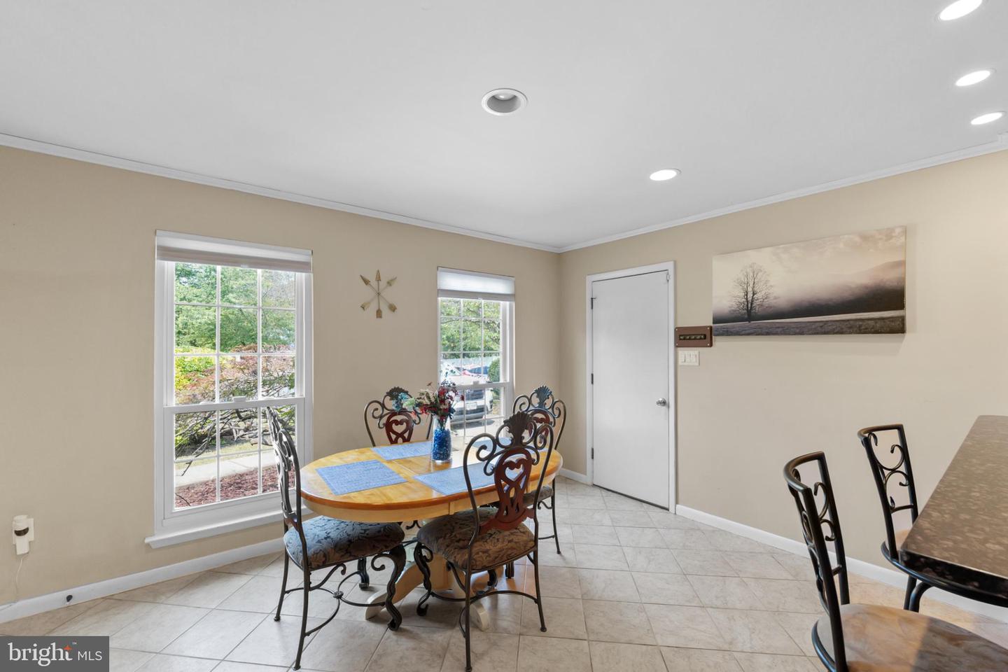 6013 PEPCO CT, WOODBRIDGE, Virginia 22193, 3 Bedrooms Bedrooms, 11 Rooms Rooms,3 BathroomsBathrooms,Residential,For sale,6013 PEPCO CT,VAPW2103144 MLS # VAPW2103144