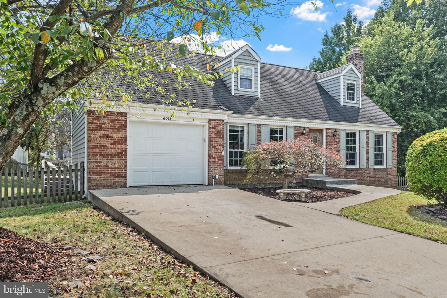 6013 PEPCO CT, WOODBRIDGE, Virginia 22193, 3 Bedrooms Bedrooms, 11 Rooms Rooms,3 BathroomsBathrooms,Residential,For sale,6013 PEPCO CT,VAPW2103144 MLS # VAPW2103144