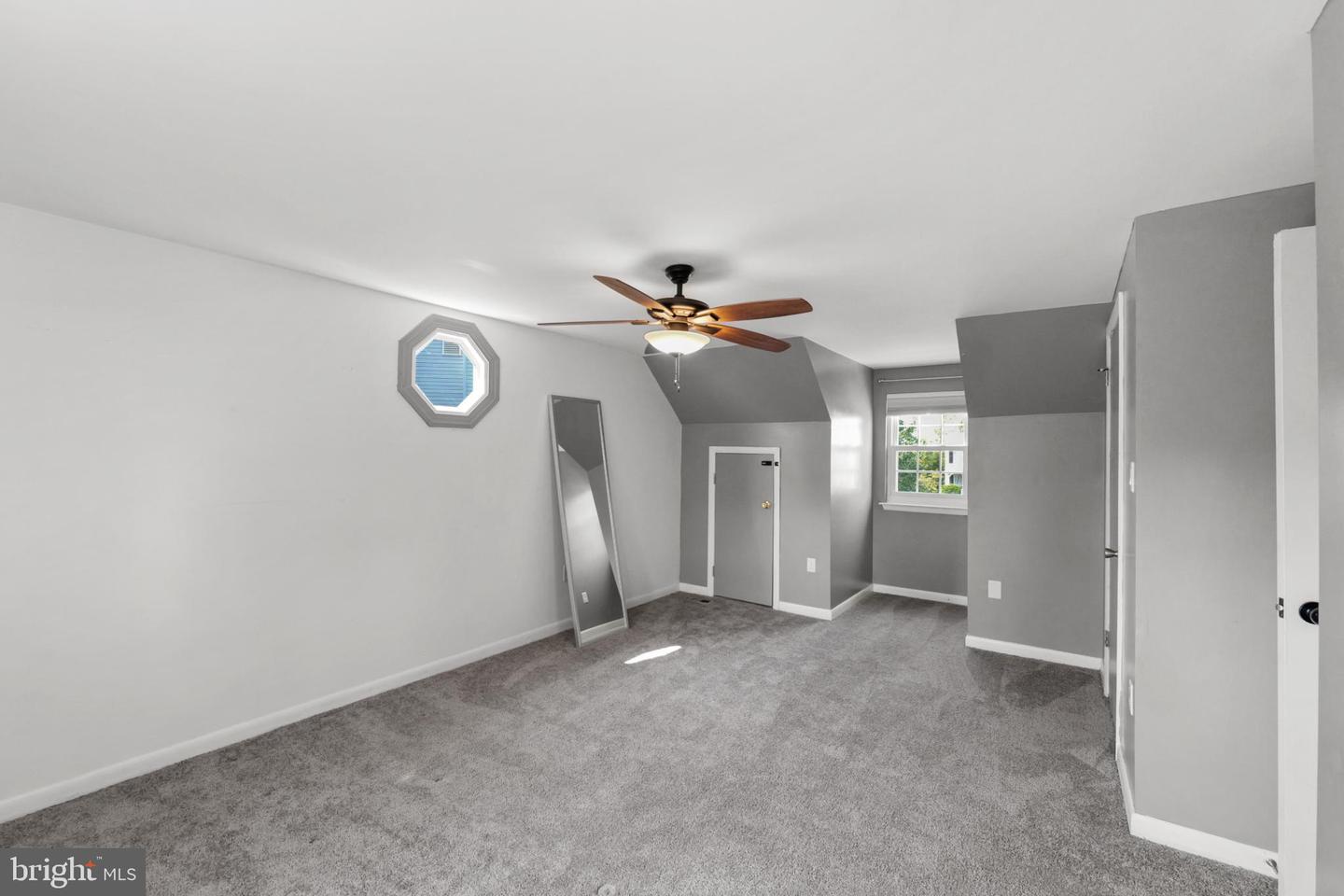 6013 PEPCO CT, WOODBRIDGE, Virginia 22193, 3 Bedrooms Bedrooms, 11 Rooms Rooms,3 BathroomsBathrooms,Residential,For sale,6013 PEPCO CT,VAPW2103144 MLS # VAPW2103144