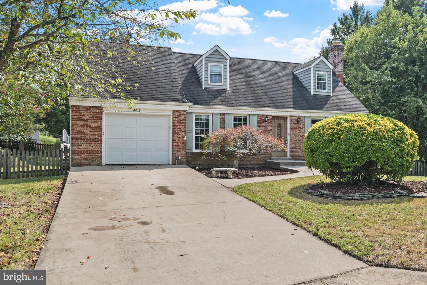 6013 PEPCO CT, WOODBRIDGE, Virginia 22193, 3 Bedrooms Bedrooms, 11 Rooms Rooms,3 BathroomsBathrooms,Residential,For sale,6013 PEPCO CT,VAPW2103144 MLS # VAPW2103144