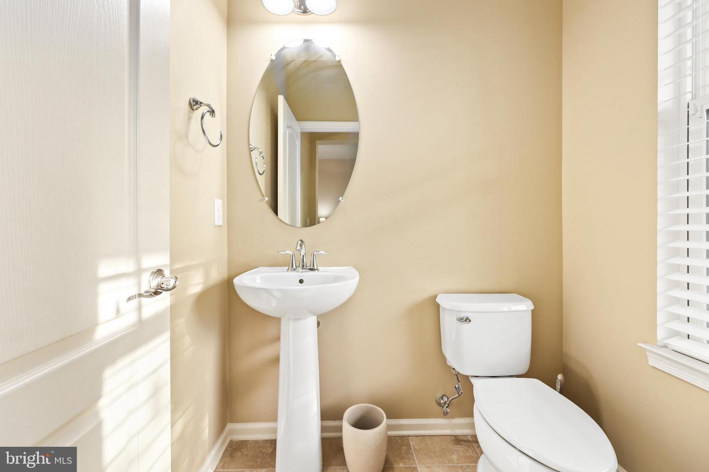 18 FARMVIEW DR, STAFFORD, Virginia 22554, 5 Bedrooms Bedrooms, ,4 BathroomsBathrooms,Residential,For sale,18 FARMVIEW DR,VAST2042384 MLS # VAST2042384