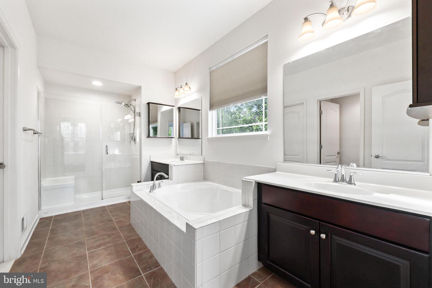 18 FARMVIEW DR, STAFFORD, Virginia 22554, 5 Bedrooms Bedrooms, ,4 BathroomsBathrooms,Residential,For sale,18 FARMVIEW DR,VAST2042384 MLS # VAST2042384