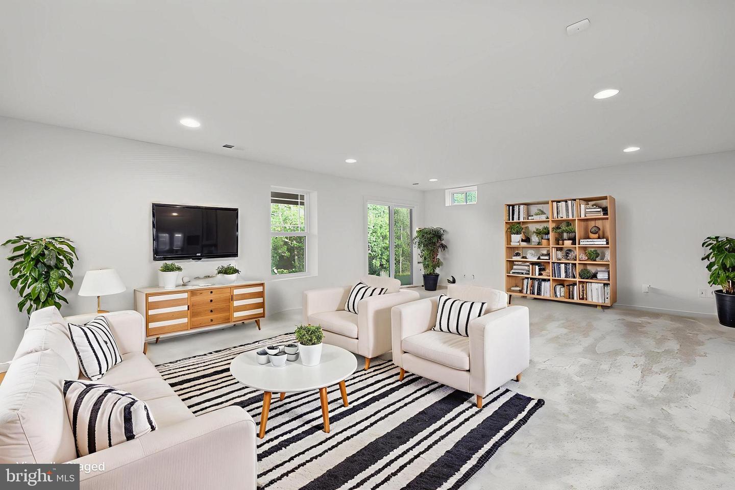 18 FARMVIEW DR, STAFFORD, Virginia 22554, 5 Bedrooms Bedrooms, ,4 BathroomsBathrooms,Residential,For sale,18 FARMVIEW DR,VAST2042384 MLS # VAST2042384