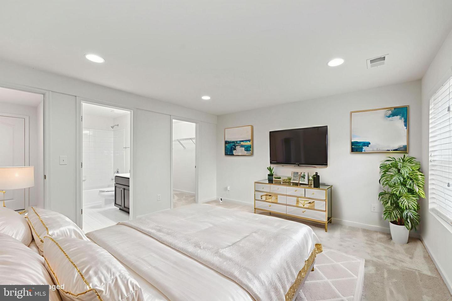 18 FARMVIEW DR, STAFFORD, Virginia 22554, 5 Bedrooms Bedrooms, ,4 BathroomsBathrooms,Residential,For sale,18 FARMVIEW DR,VAST2042384 MLS # VAST2042384