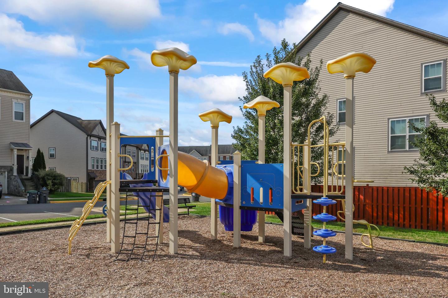 18 FARMVIEW DR, STAFFORD, Virginia 22554, 5 Bedrooms Bedrooms, ,4 BathroomsBathrooms,Residential,For sale,18 FARMVIEW DR,VAST2042384 MLS # VAST2042384