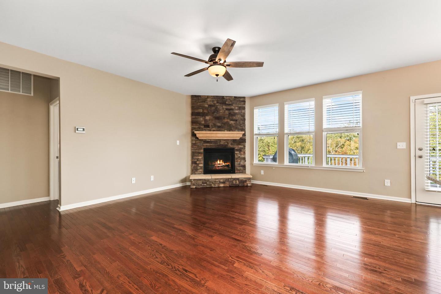 18 FARMVIEW DR, STAFFORD, Virginia 22554, 5 Bedrooms Bedrooms, ,4 BathroomsBathrooms,Residential,For sale,18 FARMVIEW DR,VAST2042384 MLS # VAST2042384