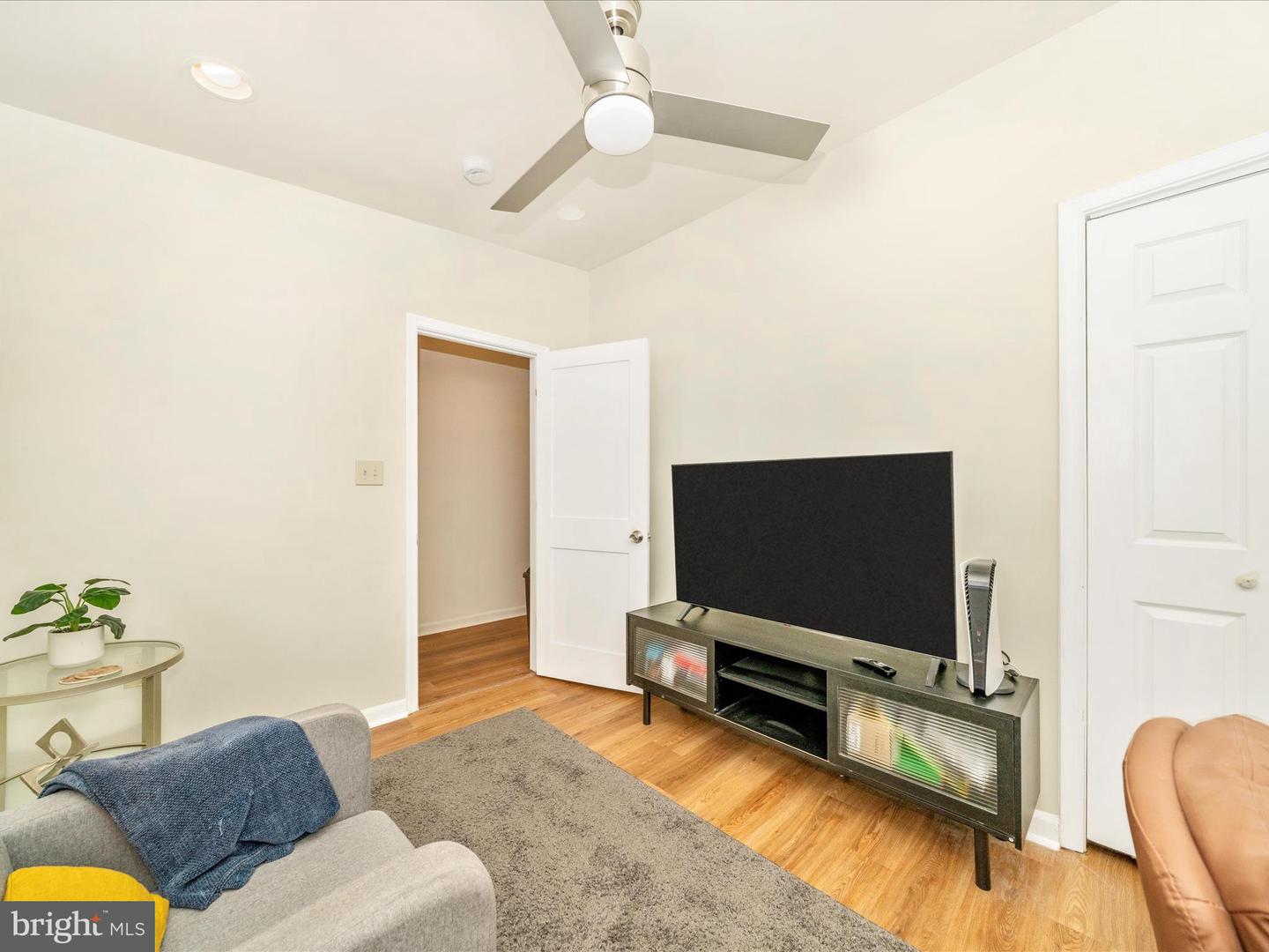 1825 W ST SE, WASHINGTON, District Of Columbia 20020, 3 Bedrooms Bedrooms, ,2 BathroomsBathrooms,Residential,For sale,1825 W ST SE,DCDC2222322 MLS # DCDC2222322 1825 W ST SE, WASHINGTON, District Of Columbia 20020, 3 Bedrooms Bedrooms, ,2 BathroomsBathrooms,Residential,For sale,1825 W ST SE,DCDC2222322 MLS # DCDC2222322