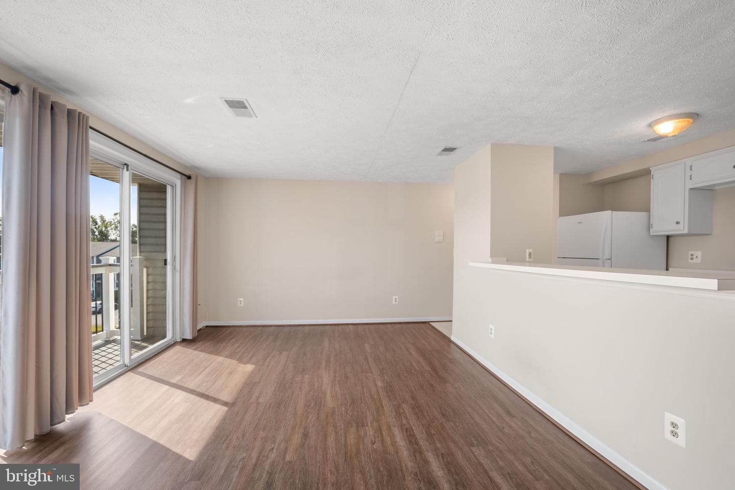 17060 CAPRI LN #304, DUMFRIES, Virginia 22026, 2 Bedrooms Bedrooms, ,2 BathroomsBathrooms,Residential,For sale,17060 CAPRI LN #304,VAPW2104252 MLS # VAPW2104252 17060 CAPRI LN #304, DUMFRIES, Virginia 22026, 2 Bedrooms Bedrooms, ,2 BathroomsBathrooms,Residential,For sale,17060 CAPRI LN #304,VAPW2104252 MLS # VAPW2104252