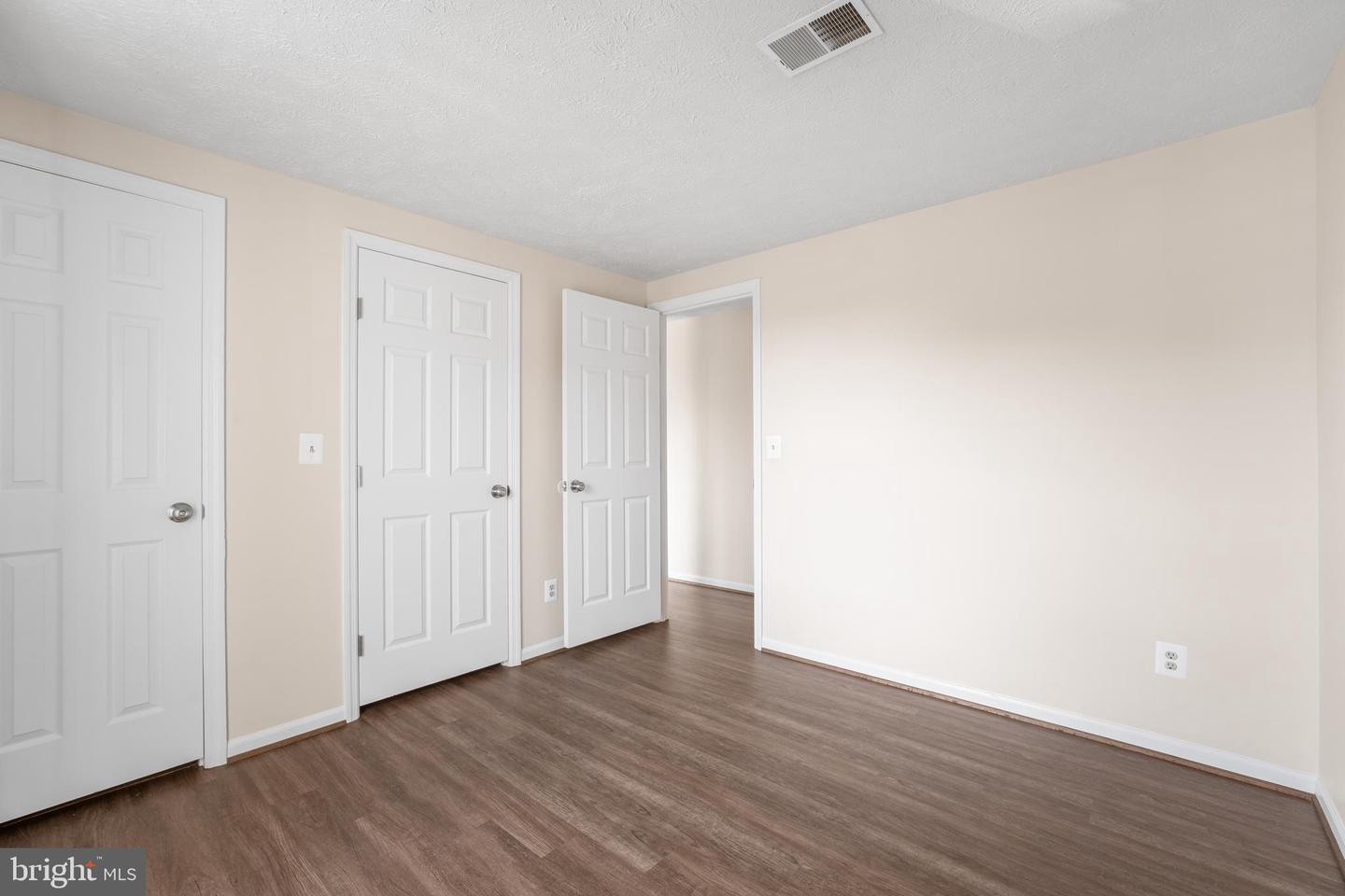 17060 CAPRI LN #304, DUMFRIES, Virginia 22026, 2 Bedrooms Bedrooms, ,2 BathroomsBathrooms,Residential,For sale,17060 CAPRI LN #304,VAPW2104252 MLS # VAPW2104252 17060 CAPRI LN #304, DUMFRIES, Virginia 22026, 2 Bedrooms Bedrooms, ,2 BathroomsBathrooms,Residential,For sale,17060 CAPRI LN #304,VAPW2104252 MLS # VAPW2104252