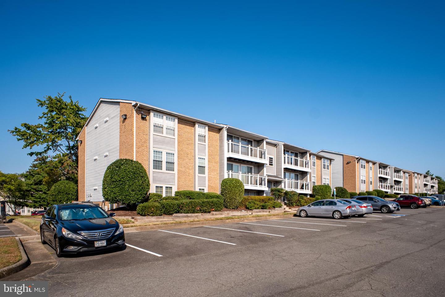 17060 CAPRI LN #304, DUMFRIES, Virginia 22026, 2 Bedrooms Bedrooms, ,2 BathroomsBathrooms,Residential,For sale,17060 CAPRI LN #304,VAPW2104252 MLS # VAPW2104252 17060 CAPRI LN #304, DUMFRIES, Virginia 22026, 2 Bedrooms Bedrooms, ,2 BathroomsBathrooms,Residential,For sale,17060 CAPRI LN #304,VAPW2104252 MLS # VAPW2104252