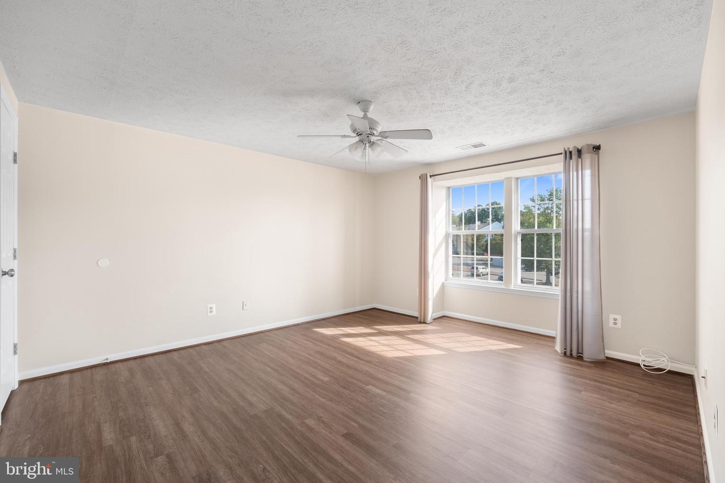 17060 CAPRI LN #304, DUMFRIES, Virginia 22026, 2 Bedrooms Bedrooms, ,2 BathroomsBathrooms,Residential,For sale,17060 CAPRI LN #304,VAPW2104252 MLS # VAPW2104252 17060 CAPRI LN #304, DUMFRIES, Virginia 22026, 2 Bedrooms Bedrooms, ,2 BathroomsBathrooms,Residential,For sale,17060 CAPRI LN #304,VAPW2104252 MLS # VAPW2104252