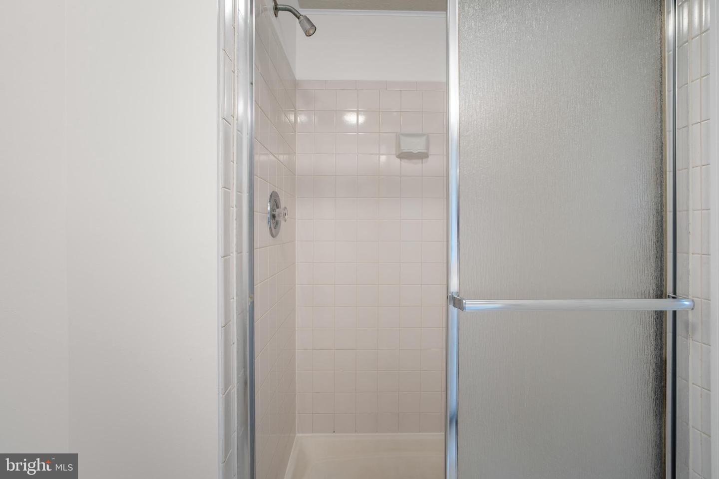 17060 CAPRI LN #304, DUMFRIES, Virginia 22026, 2 Bedrooms Bedrooms, ,2 BathroomsBathrooms,Residential,For sale,17060 CAPRI LN #304,VAPW2104252 MLS # VAPW2104252 17060 CAPRI LN #304, DUMFRIES, Virginia 22026, 2 Bedrooms Bedrooms, ,2 BathroomsBathrooms,Residential,For sale,17060 CAPRI LN #304,VAPW2104252 MLS # VAPW2104252