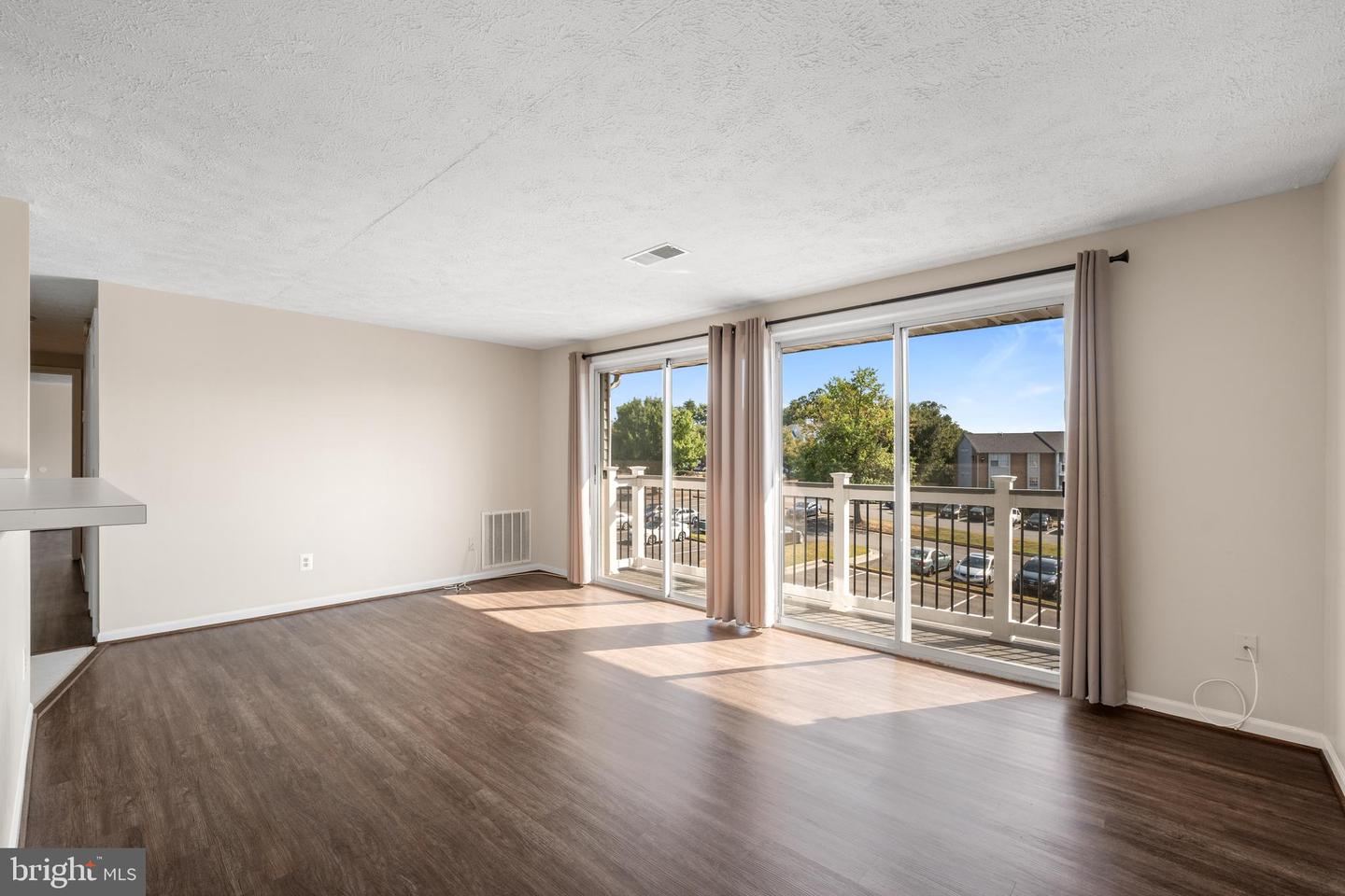 17060 CAPRI LN #304, DUMFRIES, Virginia 22026, 2 Bedrooms Bedrooms, ,2 BathroomsBathrooms,Residential,For sale,17060 CAPRI LN #304,VAPW2104252 MLS # VAPW2104252 17060 CAPRI LN #304, DUMFRIES, Virginia 22026, 2 Bedrooms Bedrooms, ,2 BathroomsBathrooms,Residential,For sale,17060 CAPRI LN #304,VAPW2104252 MLS # VAPW2104252