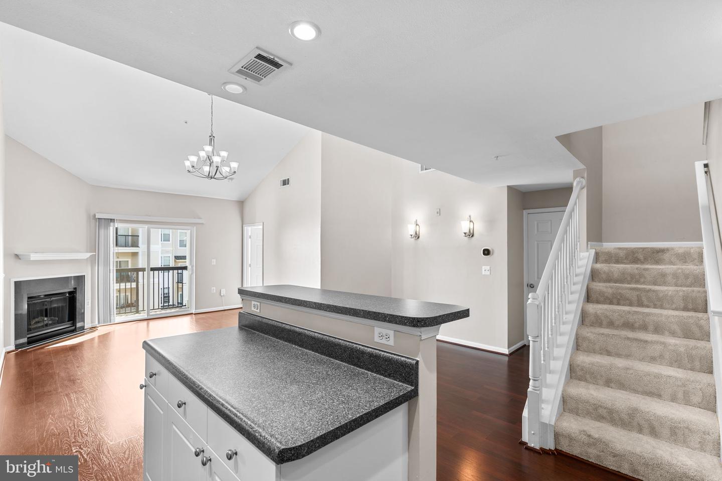 11326 ARISTOTLE DR #4-401, FAIRFAX, Virginia 22030, 2 Bedrooms Bedrooms, ,2 BathroomsBathrooms,Residential,For sale,11326 ARISTOTLE DR #4-401,VAFX2268860 MLS # VAFX2268860 11326 ARISTOTLE DR #4-401, FAIRFAX, Virginia 22030, 2 Bedrooms Bedrooms, ,2 BathroomsBathrooms,Residential,For sale,11326 ARISTOTLE DR #4-401,VAFX2268860 MLS # VAFX2268860