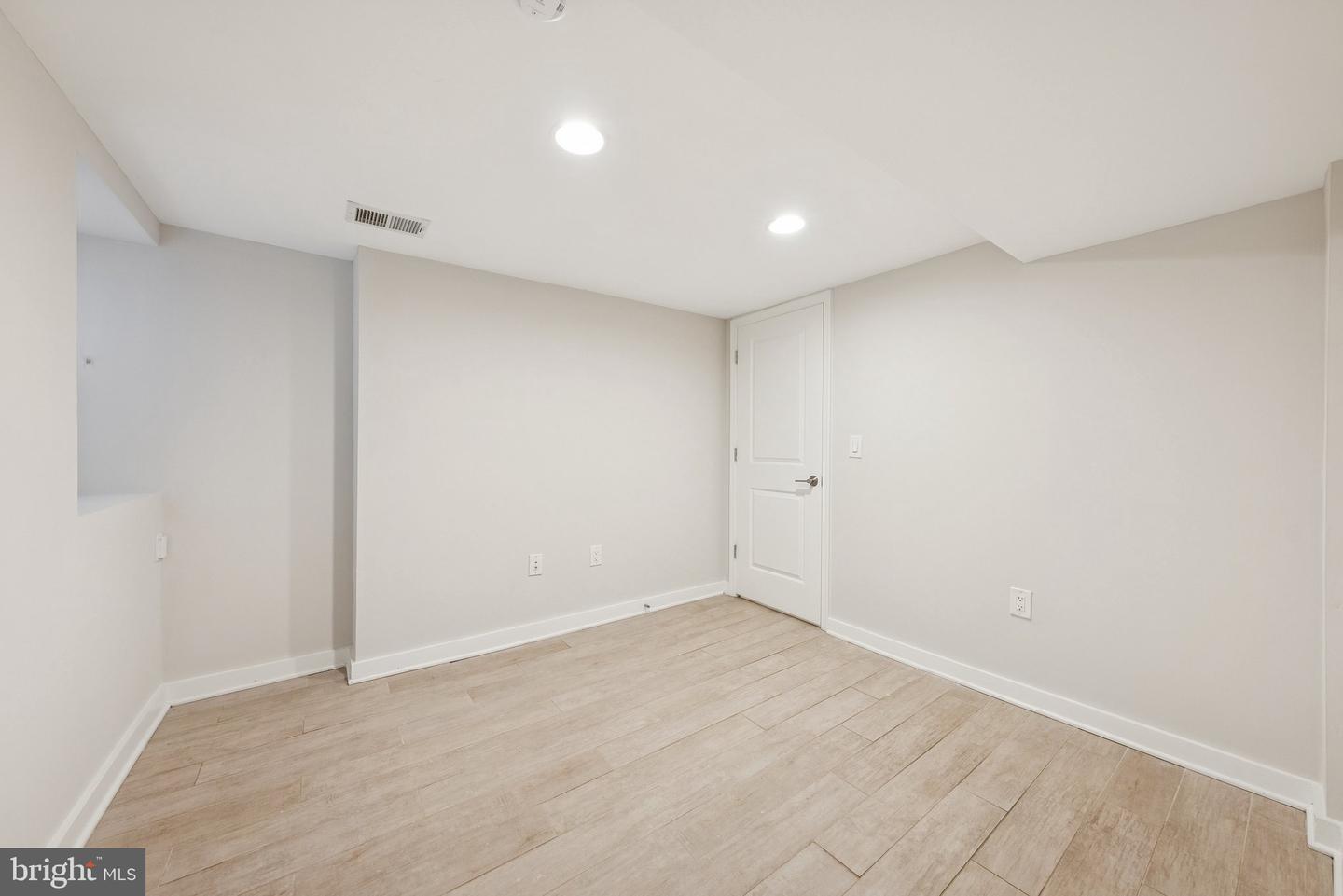 933 WESTMINSTER ST NW, WASHINGTON, District Of Columbia 20001, 6 Bedrooms Bedrooms, 12 Rooms Rooms,4 BathroomsBathrooms,Residential,For sale,933 WESTMINSTER ST NW,DCDC2224480 MLS # DCDC2224480 933 WESTMINSTER ST NW, WASHINGTON, District Of Columbia 20001, 6 Bedrooms Bedrooms, 12 Rooms Rooms,4 BathroomsBathrooms,Residential,For sale,933 WESTMINSTER ST NW,DCDC2224480 MLS # DCDC2224480