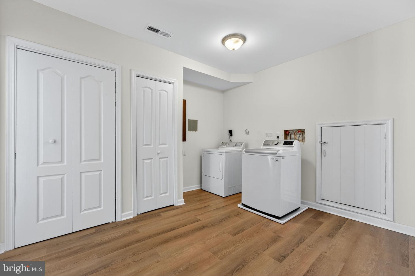 2 PAWNEE DR, FREDERICKSBURG, Virginia 22401, 5 Bedrooms Bedrooms, ,3 BathroomsBathrooms,Residential,For sale,2 PAWNEE DR,VAFB2009030 MLS # VAFB2009030 2 PAWNEE DR, FREDERICKSBURG, Virginia 22401, 5 Bedrooms Bedrooms, ,3 BathroomsBathrooms,Residential,For sale,2 PAWNEE DR,VAFB2009030 MLS # VAFB2009030