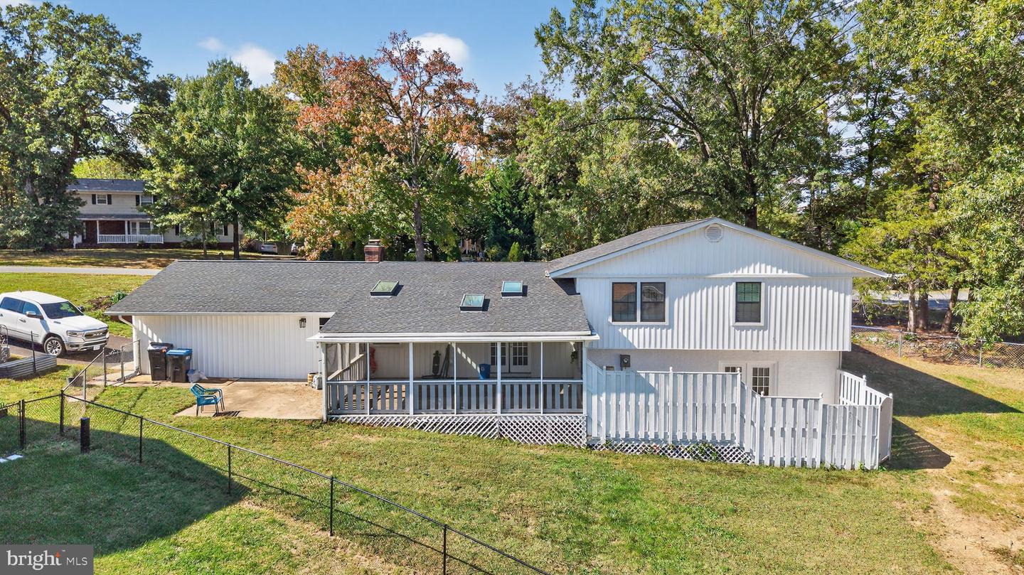 2 PAWNEE DR, FREDERICKSBURG, Virginia 22401, 5 Bedrooms Bedrooms, ,3 BathroomsBathrooms,Residential,For sale,2 PAWNEE DR,VAFB2009030 MLS # VAFB2009030 2 PAWNEE DR, FREDERICKSBURG, Virginia 22401, 5 Bedrooms Bedrooms, ,3 BathroomsBathrooms,Residential,For sale,2 PAWNEE DR,VAFB2009030 MLS # VAFB2009030