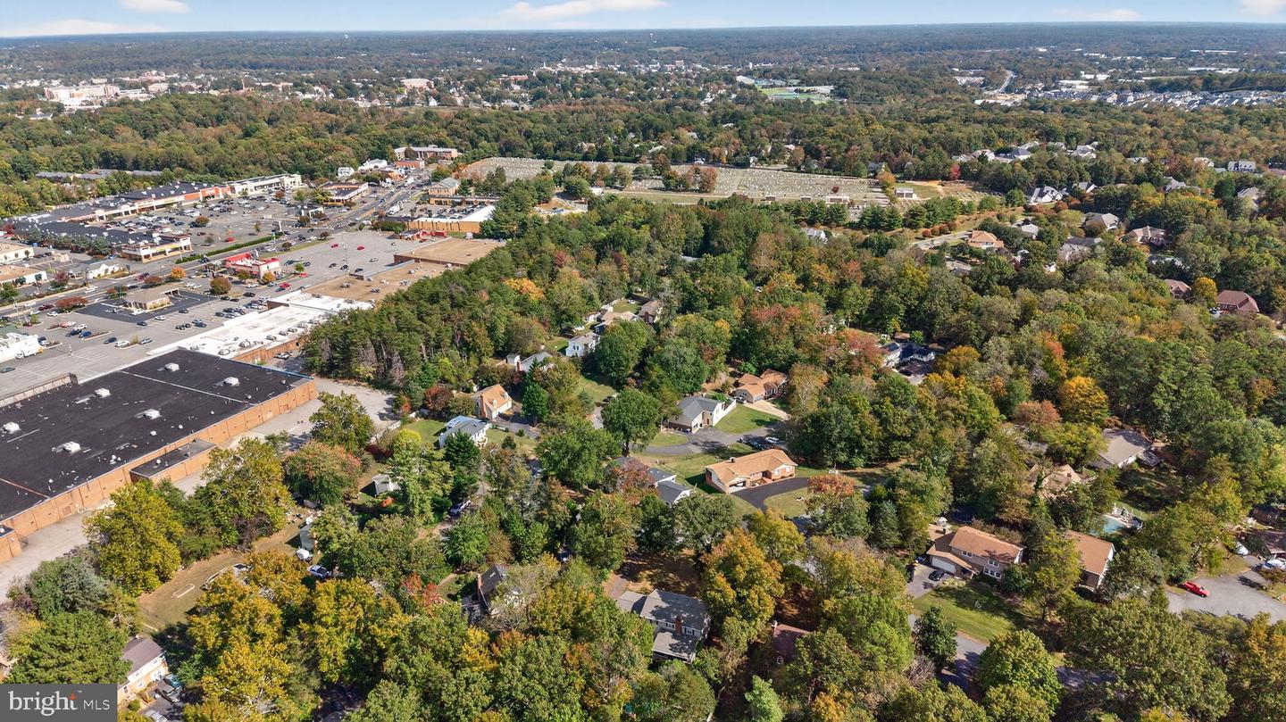 2 PAWNEE DR, FREDERICKSBURG, Virginia 22401, 5 Bedrooms Bedrooms, ,3 BathroomsBathrooms,Residential,For sale,2 PAWNEE DR,VAFB2009030 MLS # VAFB2009030 2 PAWNEE DR, FREDERICKSBURG, Virginia 22401, 5 Bedrooms Bedrooms, ,3 BathroomsBathrooms,Residential,For sale,2 PAWNEE DR,VAFB2009030 MLS # VAFB2009030