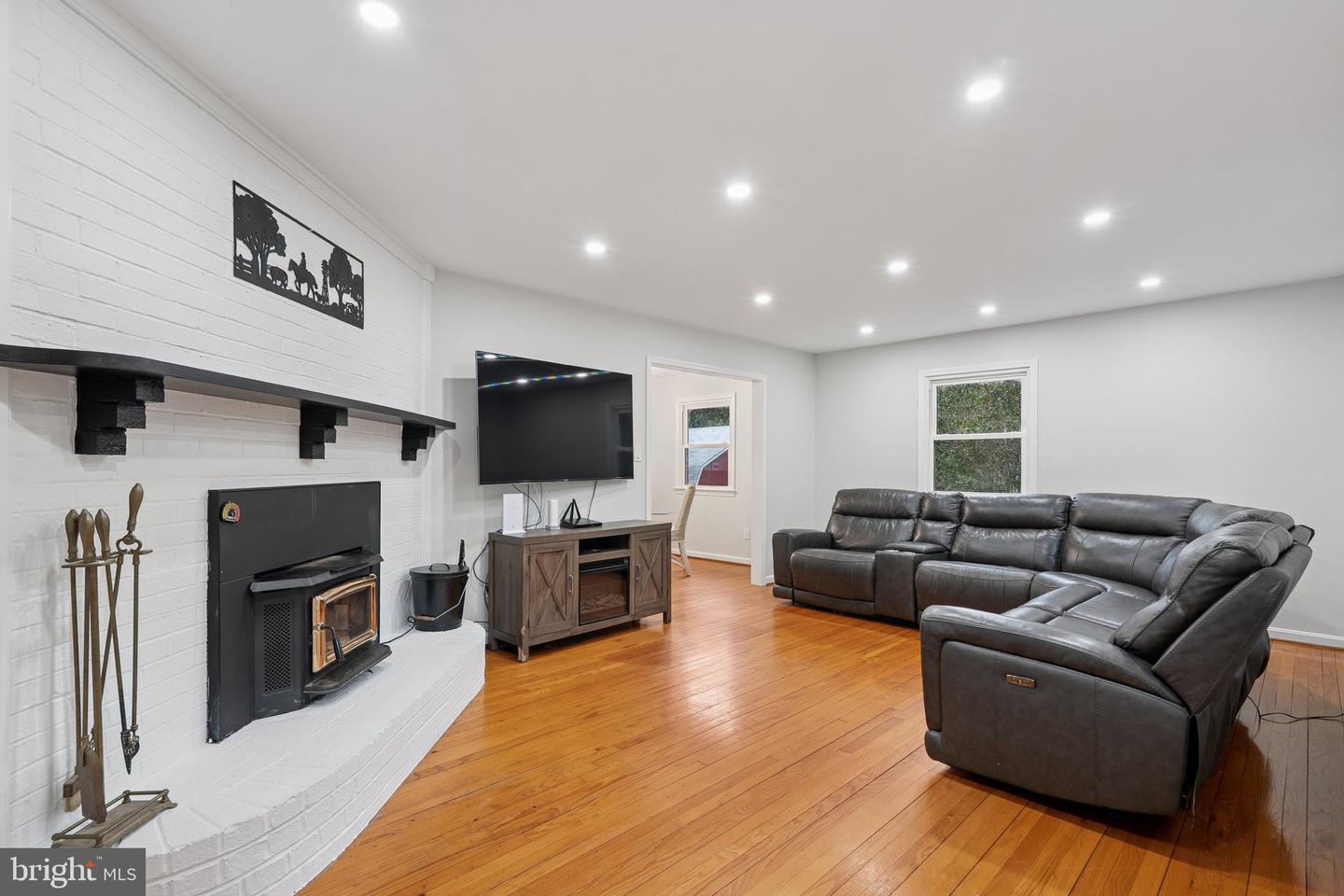 5263 STEWART RD, SUMERDUCK, Virginia 22742, 4 Bedrooms Bedrooms, ,3 BathroomsBathrooms,Residential,For sale,5263 STEWART RD,VAFQ2018516 MLS # VAFQ2018516 5263 STEWART RD, SUMERDUCK, Virginia 22742, 4 Bedrooms Bedrooms, ,3 BathroomsBathrooms,Residential,For sale,5263 STEWART RD,VAFQ2018516 MLS # VAFQ2018516