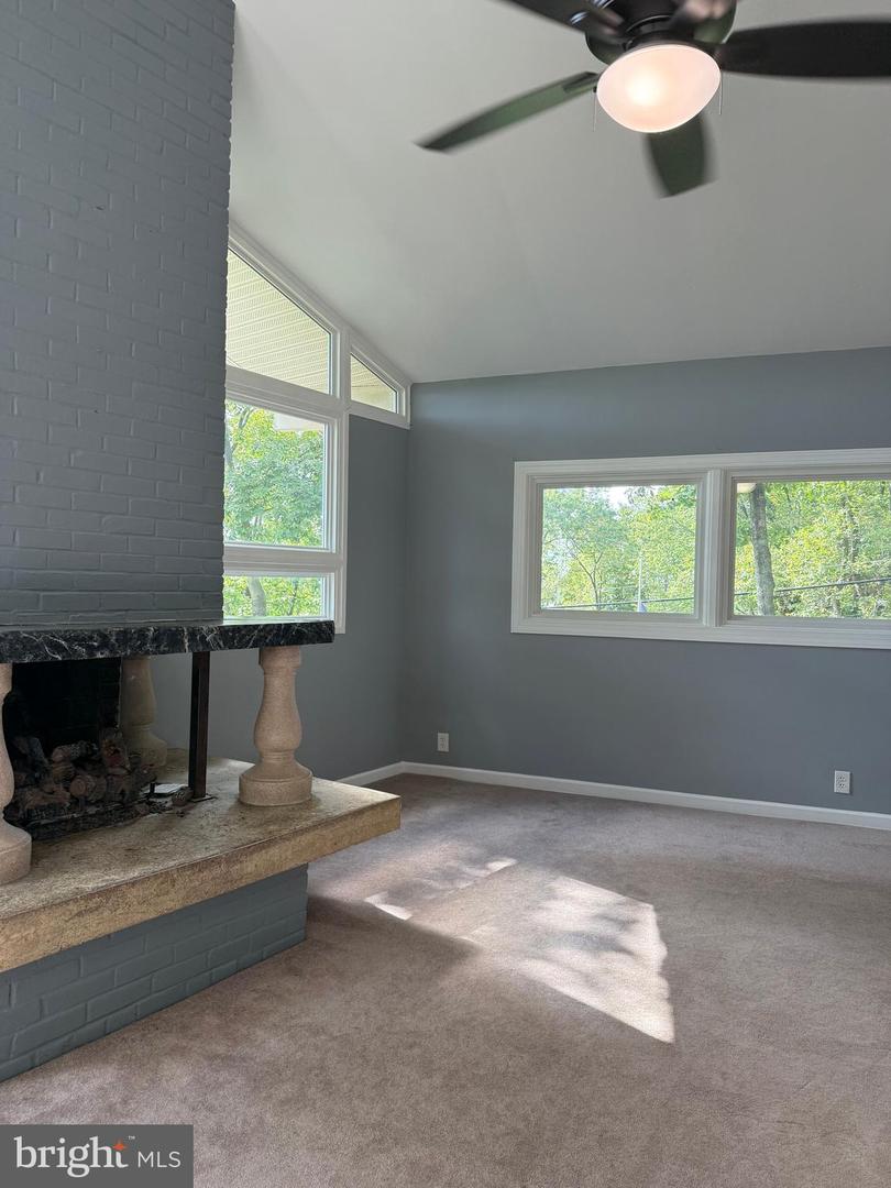 45550 LAKESIDE DR, STERLING, Virginia 20165, 3 Bedrooms Bedrooms, ,3 BathroomsBathrooms,Residential,For sale,45550 LAKESIDE DR,VALO2108194 MLS # VALO2108194
