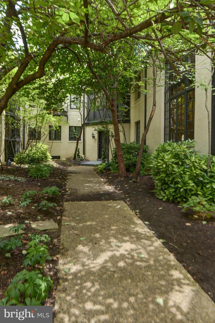 2633 15TH ST NW #8, WASHINGTON, District Of Columbia 20009, 4 Bedrooms Bedrooms, ,2 BathroomsBathrooms,Residential,For sale,2633 15TH ST NW #8,DCDC2225280 MLS # DCDC2225280