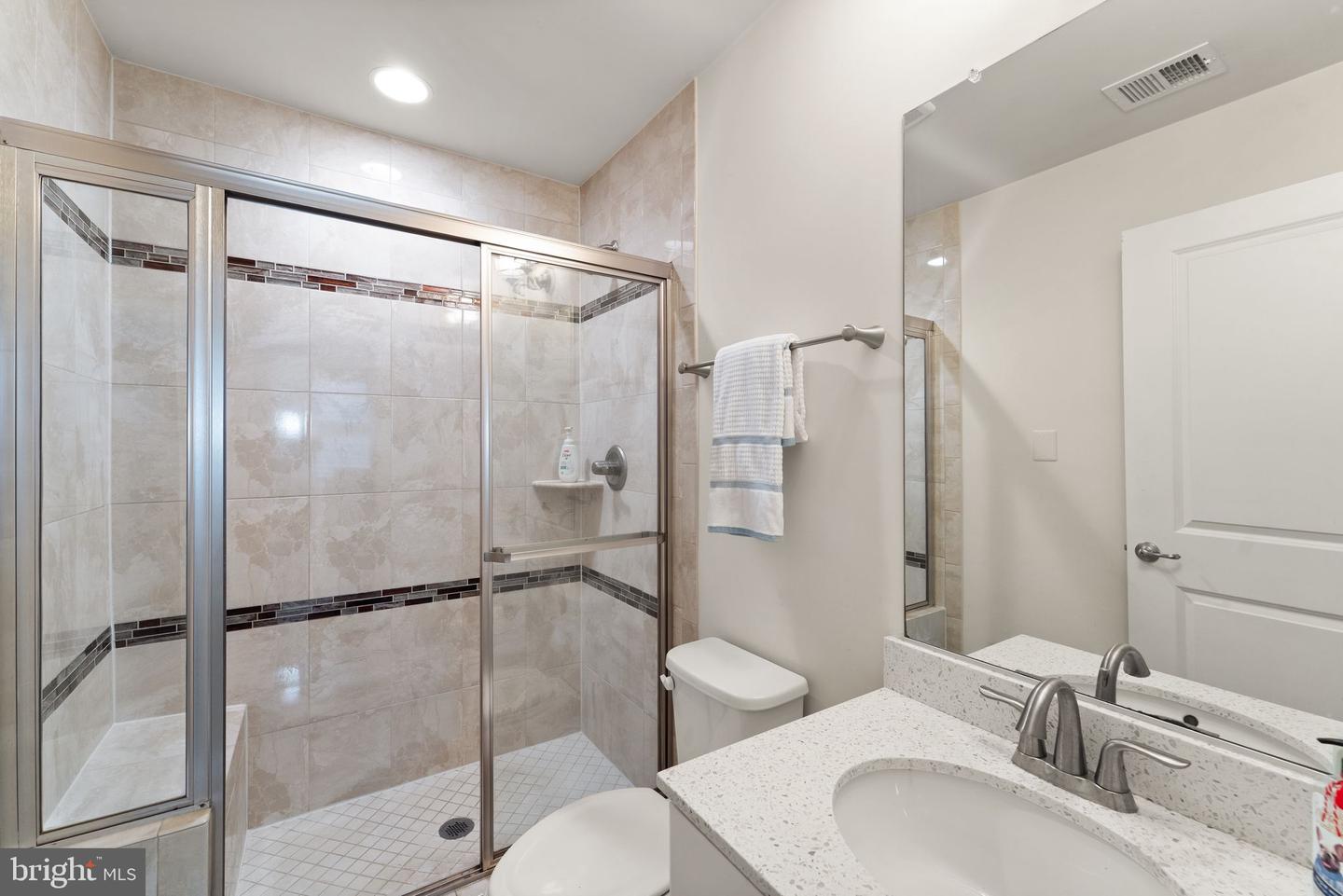 1137 S MONROE ST S, ARLINGTON, Virginia 22204, 4 Bedrooms Bedrooms, ,4 BathroomsBathrooms,Residential,For sale,1137 S MONROE ST S,VAAR2064556 MLS # VAAR2064556