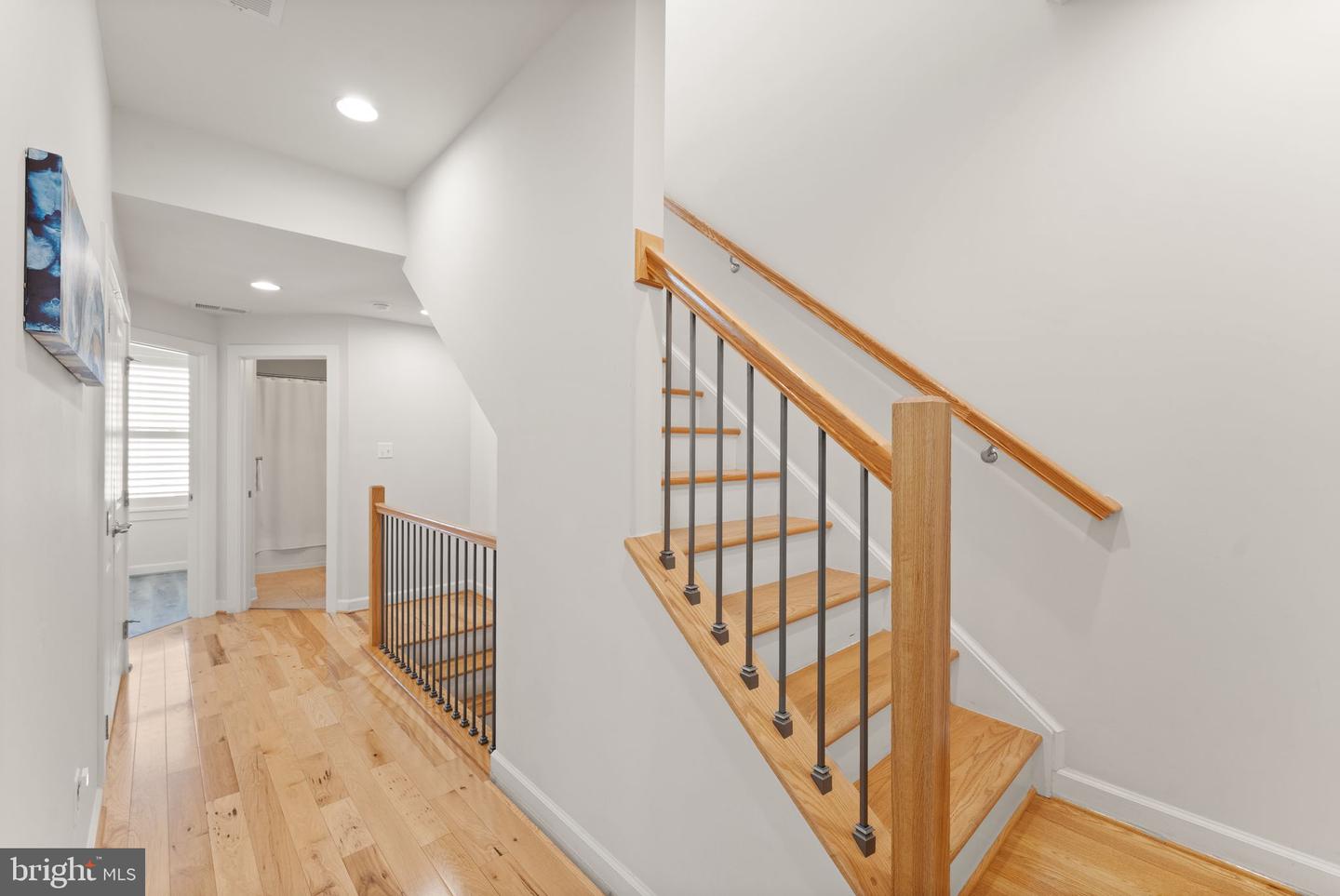 1137 S MONROE ST S, ARLINGTON, Virginia 22204, 4 Bedrooms Bedrooms, ,4 BathroomsBathrooms,Residential,For sale,1137 S MONROE ST S,VAAR2064556 MLS # VAAR2064556