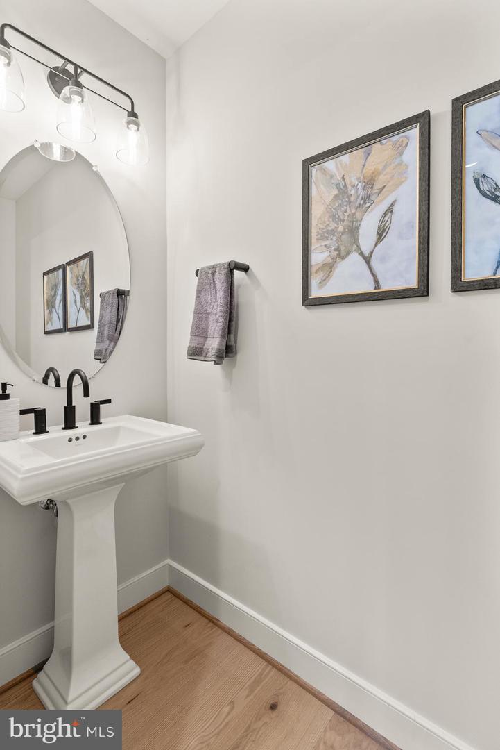 8217 BUCKNELL DR, VIENNA, Virginia 22180, 6 Bedrooms Bedrooms, ,5 BathroomsBathrooms,Residential,For sale,8217 BUCKNELL DR,VAFX2272932 MLS # VAFX2272932 8217 BUCKNELL DR, VIENNA, Virginia 22180, 6 Bedrooms Bedrooms, ,5 BathroomsBathrooms,Residential,For sale,8217 BUCKNELL DR,VAFX2272932 MLS # VAFX2272932