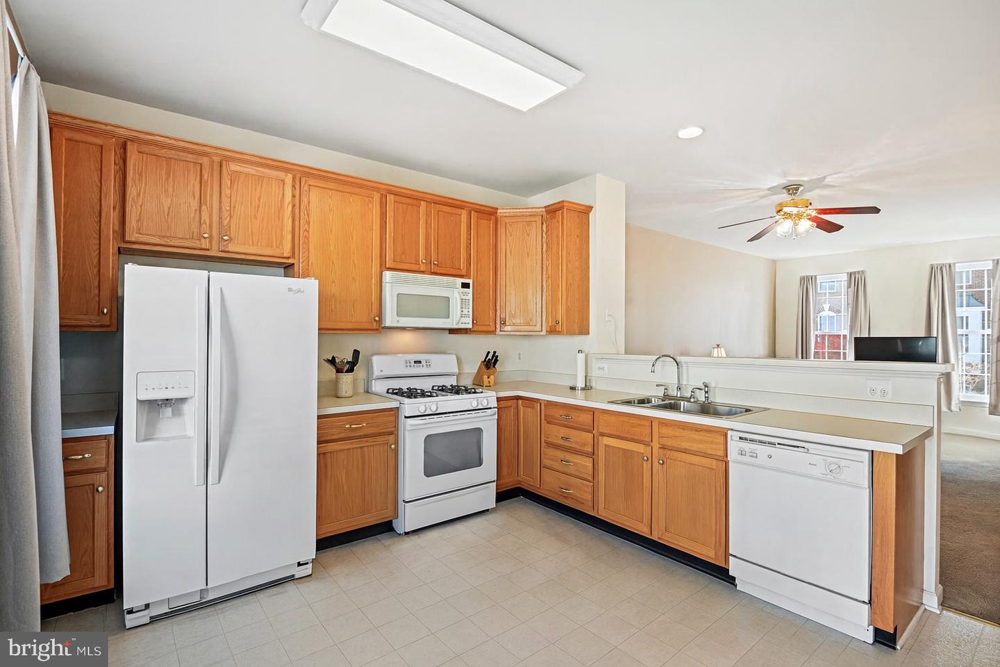 42790 SYKES TER, CHANTILLY, Virginia 20152, 4 Bedrooms Bedrooms, ,2 BathroomsBathrooms,Residential,For sale,42790 SYKES TER,VALO2108412 MLS # VALO2108412 42790 SYKES TER, CHANTILLY, Virginia 20152, 4 Bedrooms Bedrooms, ,2 BathroomsBathrooms,Residential,For sale,42790 SYKES TER,VALO2108412 MLS # VALO2108412