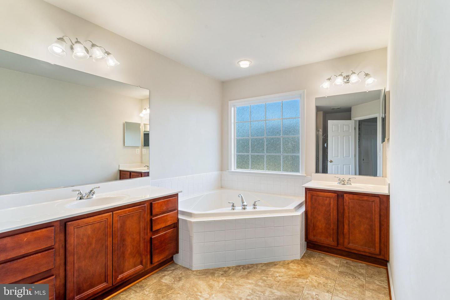 200 REGATTA LN, STAFFORD, Virginia 22554, 2 Bedrooms Bedrooms, ,3 BathroomsBathrooms,Residential,For sale,200 REGATTA LN,VAST2043396 MLS # VAST2043396 200 REGATTA LN, STAFFORD, Virginia 22554, 2 Bedrooms Bedrooms, ,3 BathroomsBathrooms,Residential,For sale,200 REGATTA LN,VAST2043396 MLS # VAST2043396