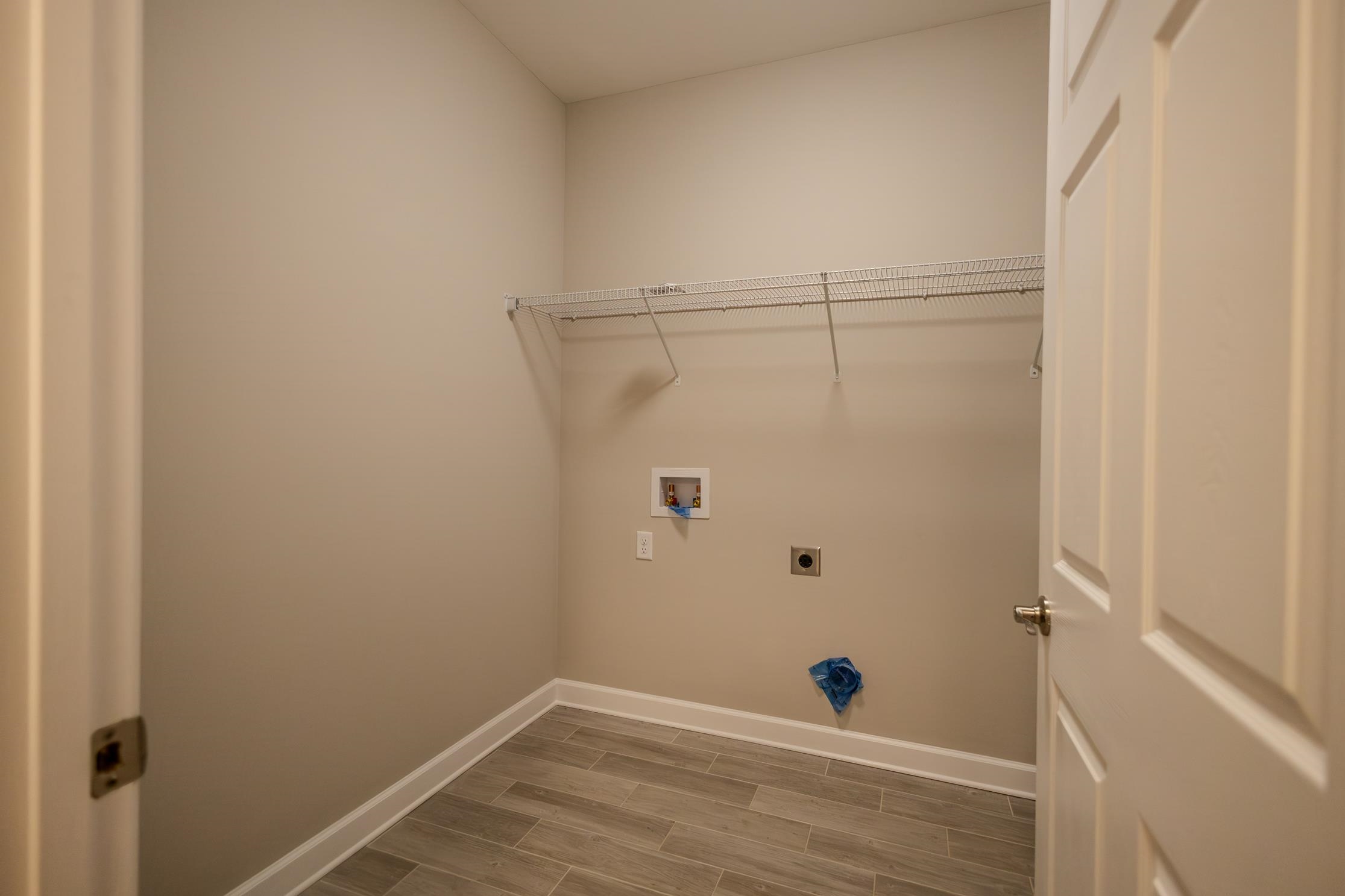 81 MERIWETHER CIR, STUARTS DRAFT, Virginia 24477, 3 Bedrooms Bedrooms, ,2 BathroomsBathrooms,Residential,81 MERIWETHER CIR,662836 MLS # 662836