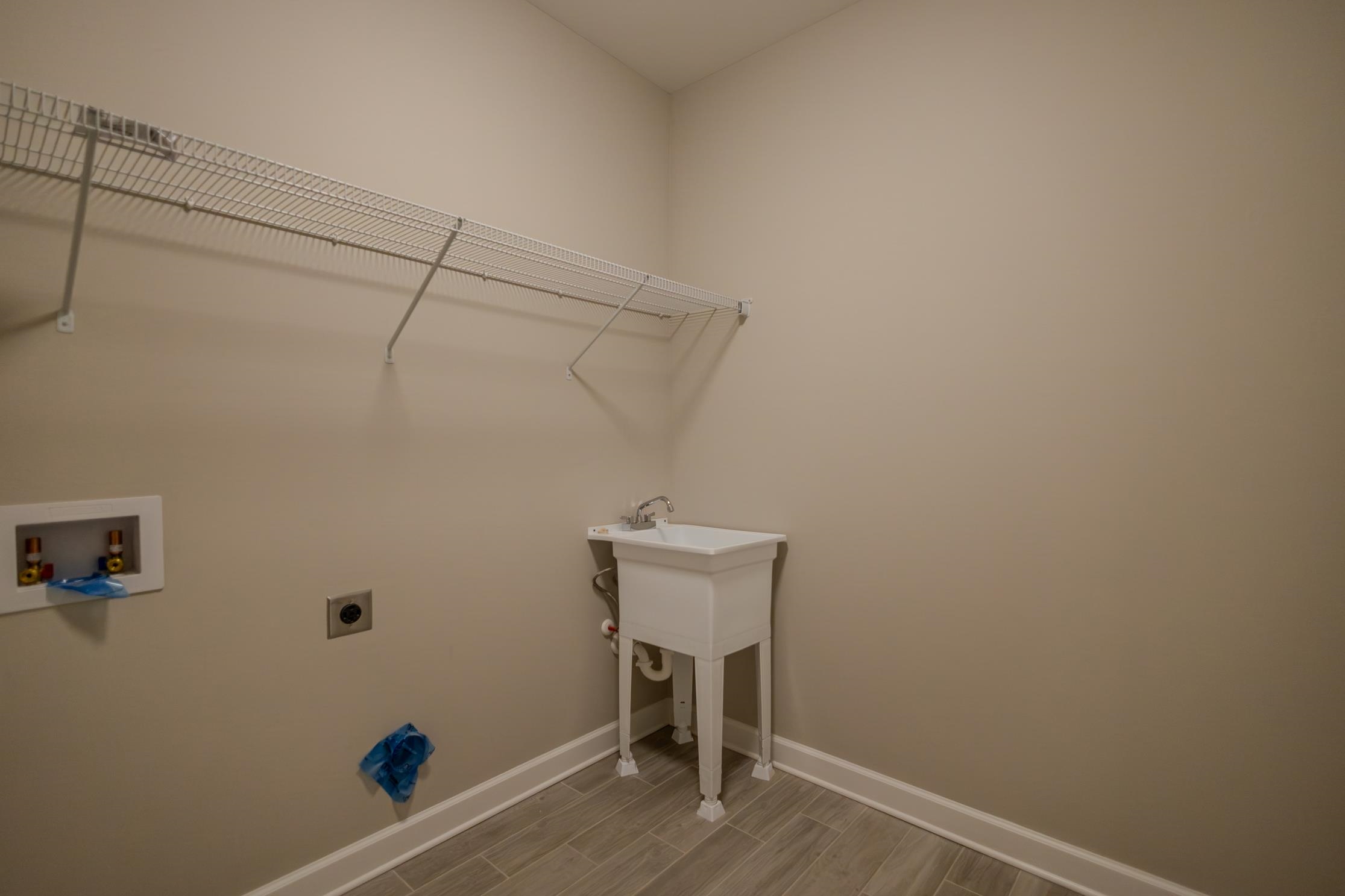 81 MERIWETHER CIR, STUARTS DRAFT, Virginia 24477, 3 Bedrooms Bedrooms, ,2 BathroomsBathrooms,Residential,81 MERIWETHER CIR,662836 MLS # 662836