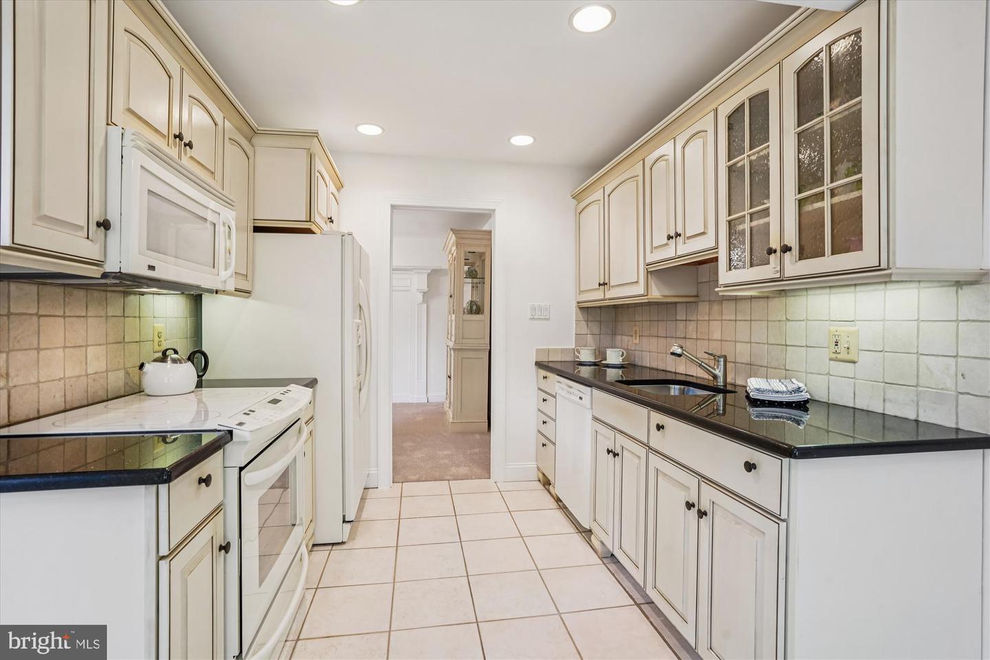 563 FLORIDA AVE #102, HERNDON, Virginia 20170, 3 Bedrooms Bedrooms, ,2 BathroomsBathrooms,Residential,For sale,563 FLORIDA AVE #102,VAFX2273936 MLS # VAFX2273936 563 FLORIDA AVE #102, HERNDON, Virginia 20170, 3 Bedrooms Bedrooms, ,2 BathroomsBathrooms,Residential,For sale,563 FLORIDA AVE #102,VAFX2273936 MLS # VAFX2273936