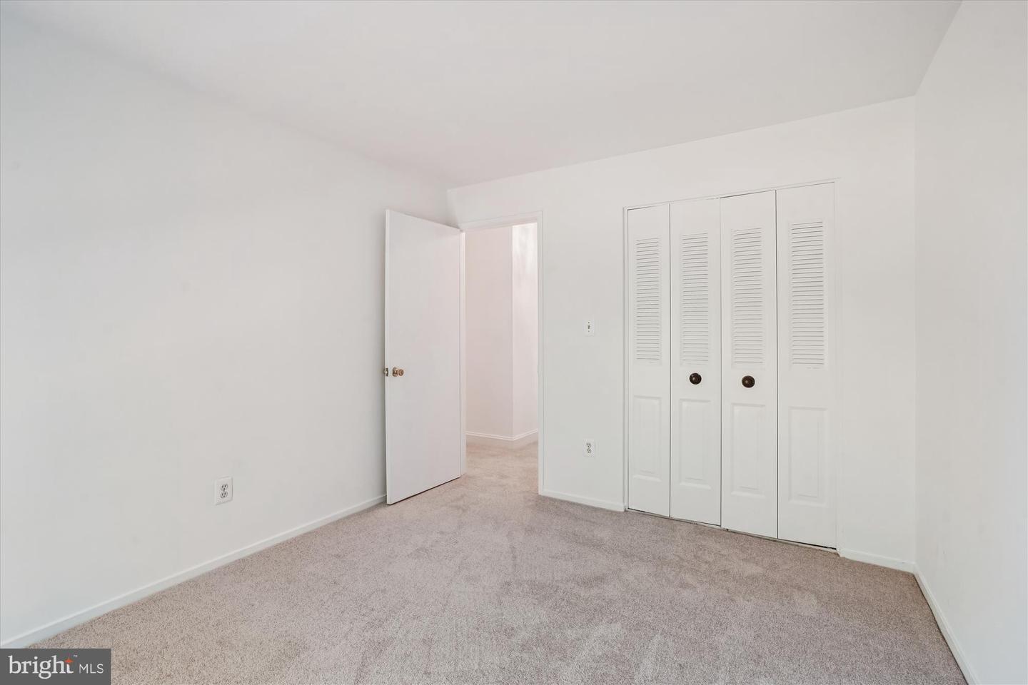 563 FLORIDA AVE #102, HERNDON, Virginia 20170, 3 Bedrooms Bedrooms, ,2 BathroomsBathrooms,Residential,For sale,563 FLORIDA AVE #102,VAFX2273936 MLS # VAFX2273936 563 FLORIDA AVE #102, HERNDON, Virginia 20170, 3 Bedrooms Bedrooms, ,2 BathroomsBathrooms,Residential,For sale,563 FLORIDA AVE #102,VAFX2273936 MLS # VAFX2273936