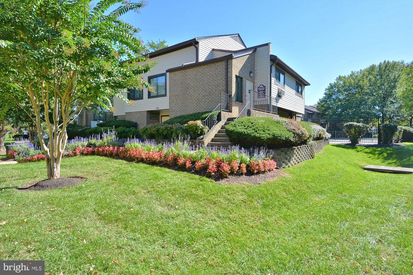563 FLORIDA AVE #102, HERNDON, Virginia 20170, 3 Bedrooms Bedrooms, ,2 BathroomsBathrooms,Residential,For sale,563 FLORIDA AVE #102,VAFX2273936 MLS # VAFX2273936 563 FLORIDA AVE #102, HERNDON, Virginia 20170, 3 Bedrooms Bedrooms, ,2 BathroomsBathrooms,Residential,For sale,563 FLORIDA AVE #102,VAFX2273936 MLS # VAFX2273936