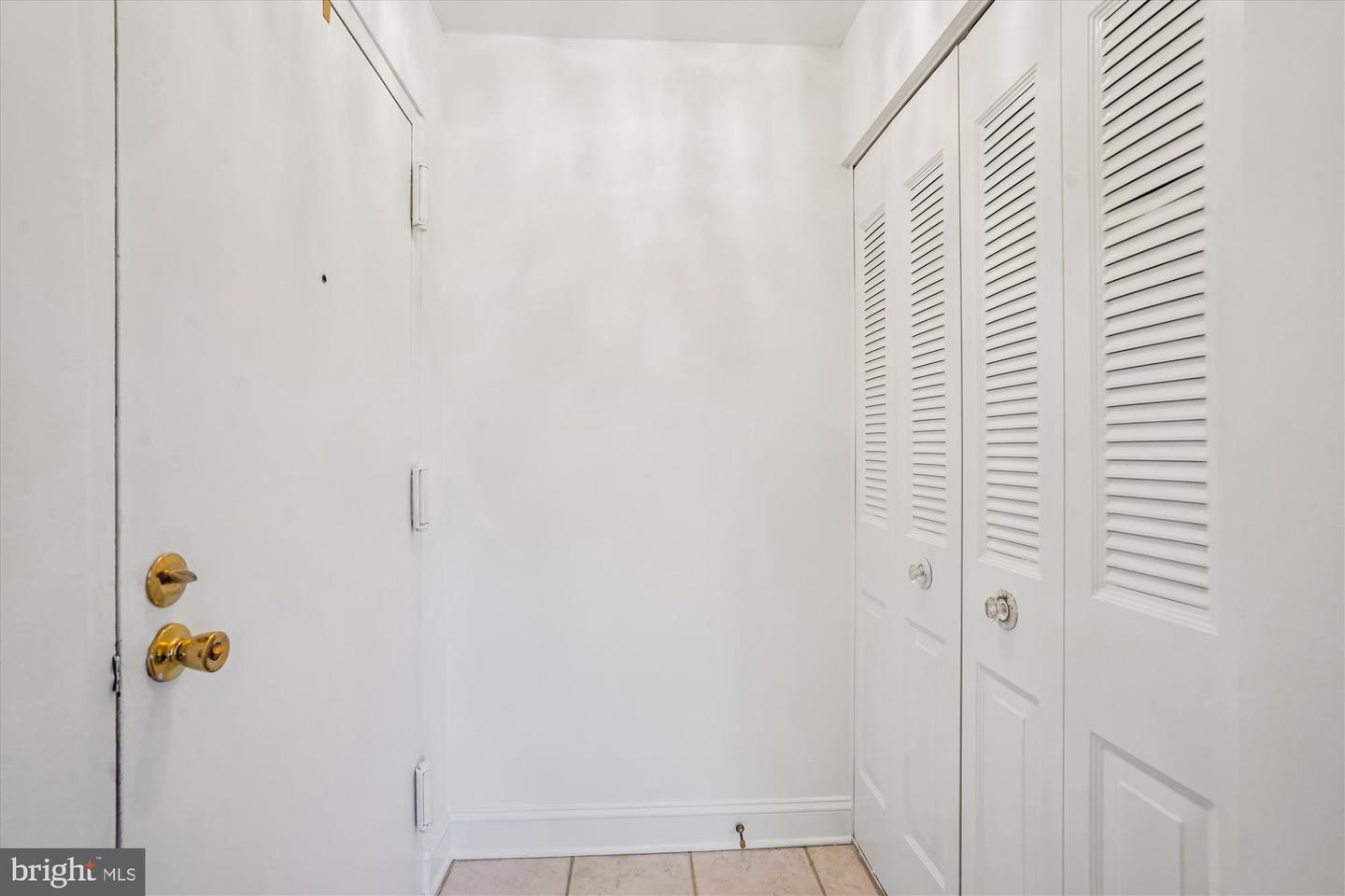 563 FLORIDA AVE #102, HERNDON, Virginia 20170, 3 Bedrooms Bedrooms, ,2 BathroomsBathrooms,Residential,For sale,563 FLORIDA AVE #102,VAFX2273936 MLS # VAFX2273936 563 FLORIDA AVE #102, HERNDON, Virginia 20170, 3 Bedrooms Bedrooms, ,2 BathroomsBathrooms,Residential,For sale,563 FLORIDA AVE #102,VAFX2273936 MLS # VAFX2273936
