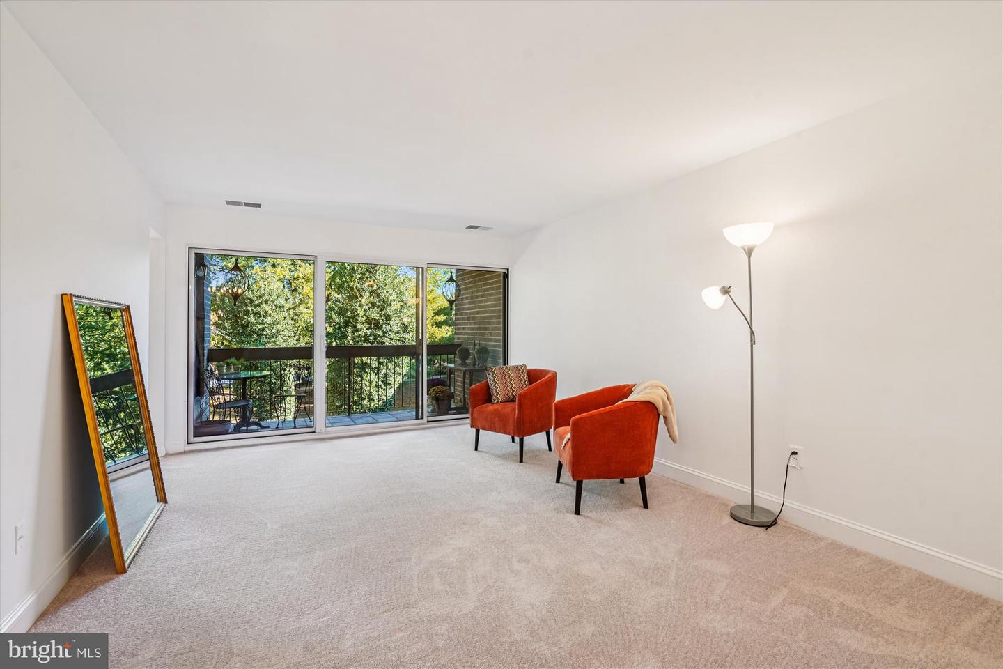 563 FLORIDA AVE #102, HERNDON, Virginia 20170, 3 Bedrooms Bedrooms, ,2 BathroomsBathrooms,Residential,For sale,563 FLORIDA AVE #102,VAFX2273936 MLS # VAFX2273936 563 FLORIDA AVE #102, HERNDON, Virginia 20170, 3 Bedrooms Bedrooms, ,2 BathroomsBathrooms,Residential,For sale,563 FLORIDA AVE #102,VAFX2273936 MLS # VAFX2273936