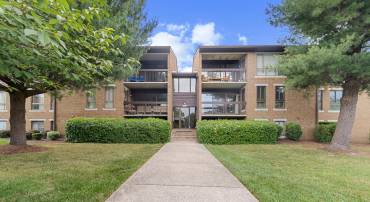 563 FLORIDA AVE #102, HERNDON, Virginia 20170, 3 Bedrooms Bedrooms, ,2 BathroomsBathrooms,Residential,For sale,563 FLORIDA AVE #102,VAFX2273936 MLS # VAFX2273936