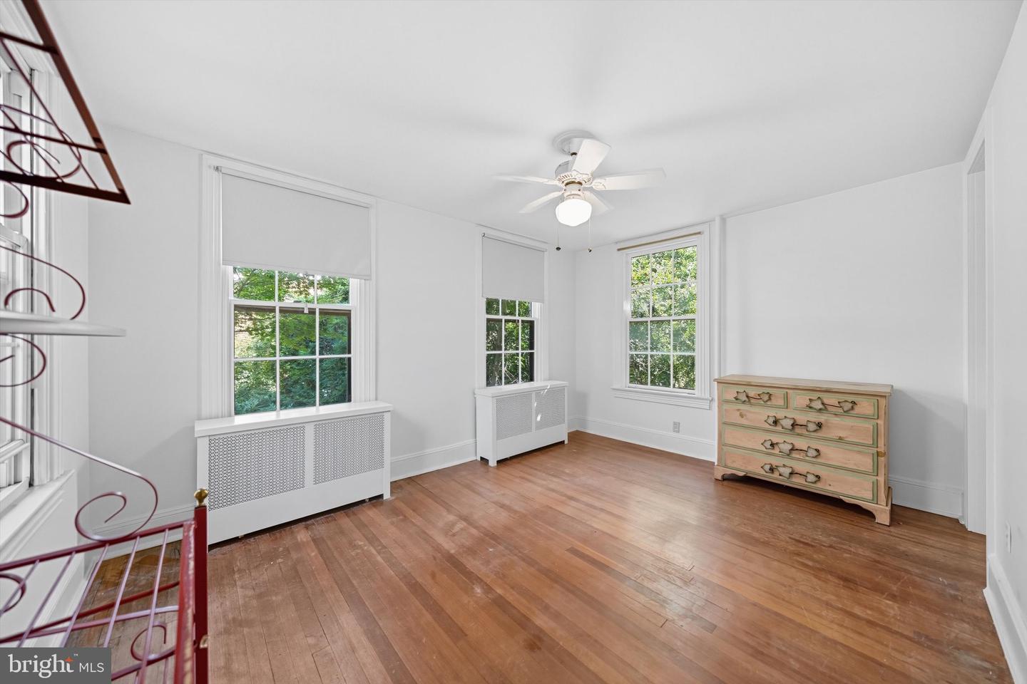 3013 Q ST NW, WASHINGTON, District Of Columbia 20007, 7 Bedrooms Bedrooms, ,6 BathroomsBathrooms,Residential,For sale,3013 Q ST NW,DCDC2226728 MLS # DCDC2226728