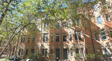 2227 12TH CT N, ARLINGTON, Virginia 22201, 4 Bedrooms Bedrooms, 13 Rooms Rooms,2 BathroomsBathrooms,Residential,For sale,2227 12TH CT N,VAAR2064838 MLS # VAAR2064838