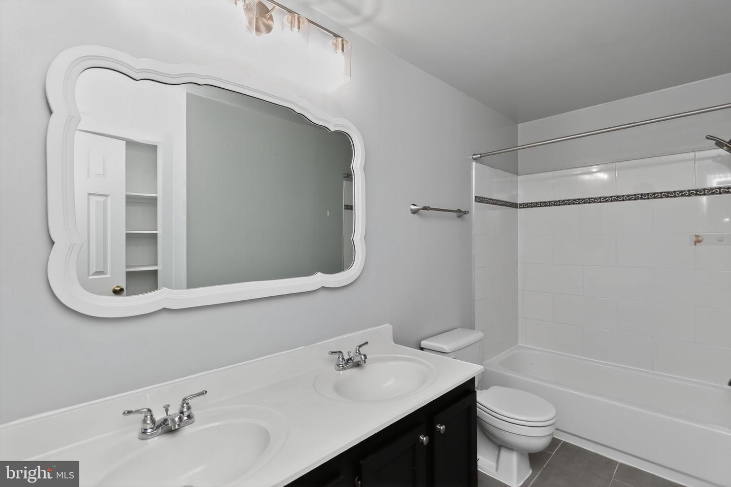 16209 TACONIC CIR, DUMFRIES, Virginia 22025, 2 Bedrooms Bedrooms, ,2 BathroomsBathrooms,Residential,For sale,16209 TACONIC CIR,VAPW2105956 MLS # VAPW2105956 16209 TACONIC CIR, DUMFRIES, Virginia 22025, 2 Bedrooms Bedrooms, ,2 BathroomsBathrooms,Residential,For sale,16209 TACONIC CIR,VAPW2105956 MLS # VAPW2105956