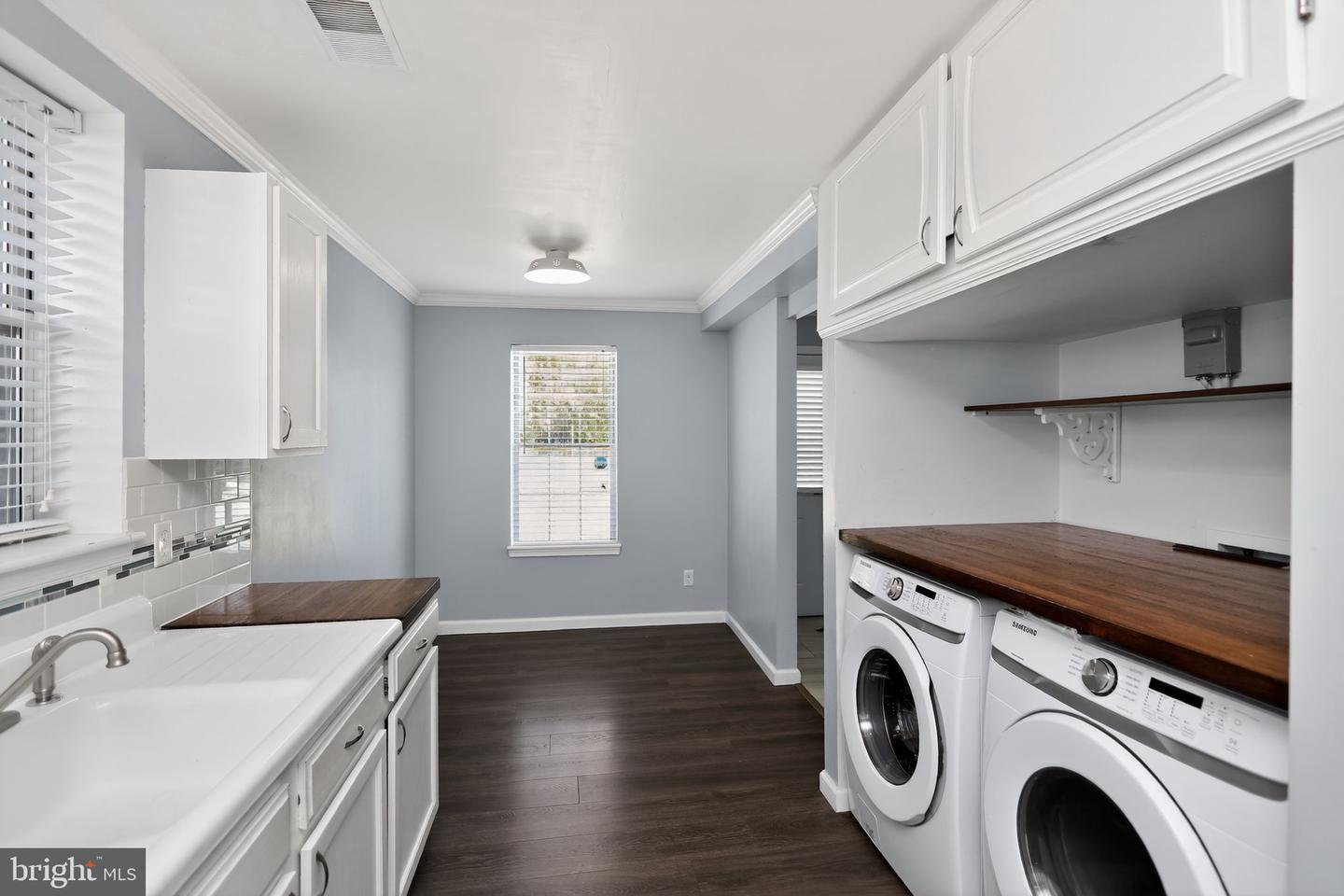 16209 TACONIC CIR, DUMFRIES, Virginia 22025, 2 Bedrooms Bedrooms, ,2 BathroomsBathrooms,Residential,For sale,16209 TACONIC CIR,VAPW2105956 MLS # VAPW2105956 16209 TACONIC CIR, DUMFRIES, Virginia 22025, 2 Bedrooms Bedrooms, ,2 BathroomsBathrooms,Residential,For sale,16209 TACONIC CIR,VAPW2105956 MLS # VAPW2105956
