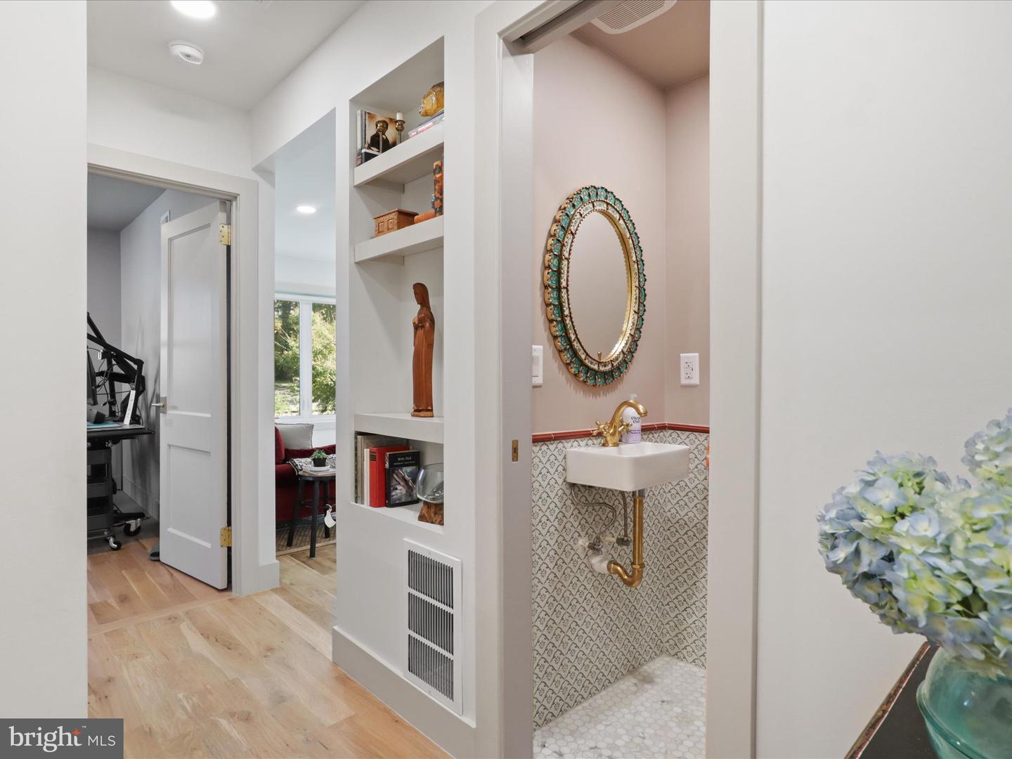 7324 ELMWOOD DR, FALLS CHURCH, Virginia 22042, 5 Bedrooms Bedrooms, 14 Rooms Rooms,2 BathroomsBathrooms,Residential,For sale,7324 ELMWOOD DR,VAFX2274258 MLS # VAFX2274258 7324 ELMWOOD DR, FALLS CHURCH, Virginia 22042, 5 Bedrooms Bedrooms, 14 Rooms Rooms,2 BathroomsBathrooms,Residential,For sale,7324 ELMWOOD DR,VAFX2274258 MLS # VAFX2274258