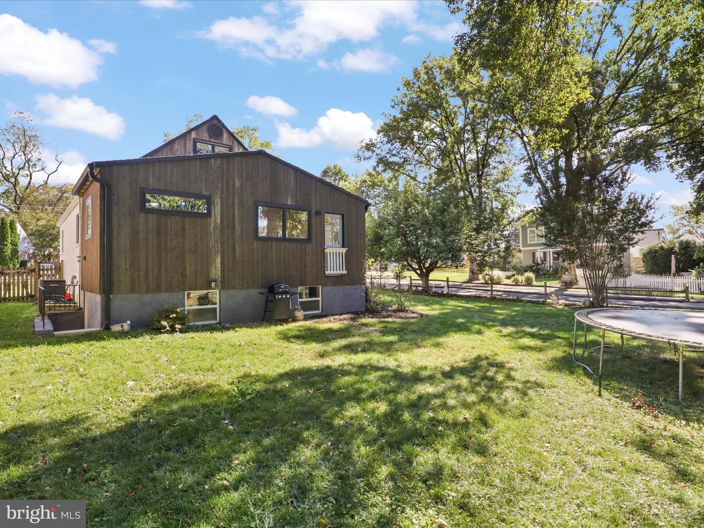 7324 ELMWOOD DR, FALLS CHURCH, Virginia 22042, 5 Bedrooms Bedrooms, 14 Rooms Rooms,2 BathroomsBathrooms,Residential,For sale,7324 ELMWOOD DR,VAFX2274258 MLS # VAFX2274258 7324 ELMWOOD DR, FALLS CHURCH, Virginia 22042, 5 Bedrooms Bedrooms, 14 Rooms Rooms,2 BathroomsBathrooms,Residential,For sale,7324 ELMWOOD DR,VAFX2274258 MLS # VAFX2274258
