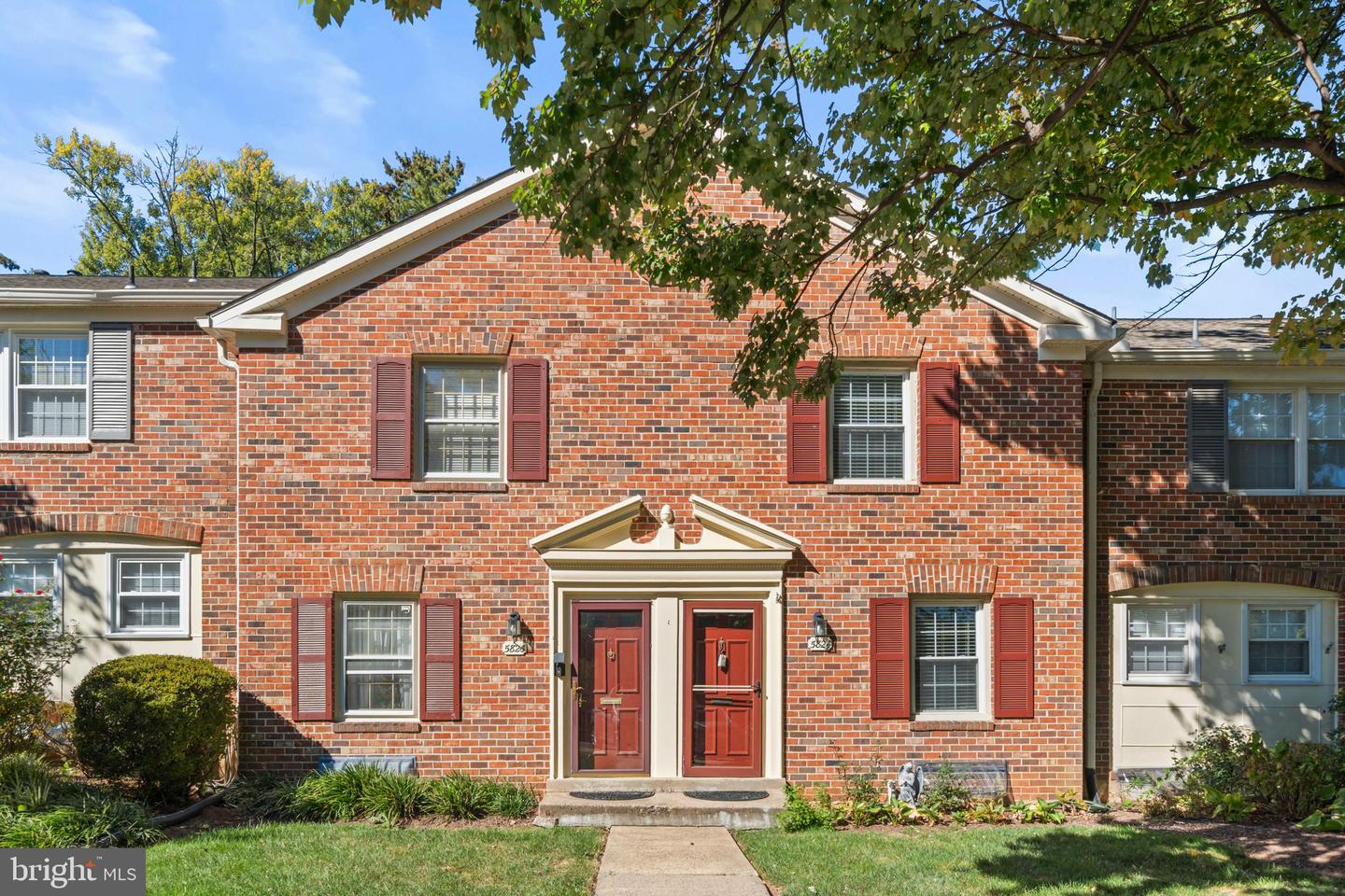 5824 REXFORD DR #731, SPRINGFIELD, Virginia 22152, 2 Bedrooms Bedrooms, ,1 BathroomBathrooms,Residential,For sale,5824 REXFORD DR #731,VAFX2274446 MLS # VAFX2274446 5824 REXFORD DR #731, SPRINGFIELD, Virginia 22152, 2 Bedrooms Bedrooms, ,1 BathroomBathrooms,Residential,For sale,5824 REXFORD DR #731,VAFX2274446 MLS # VAFX2274446